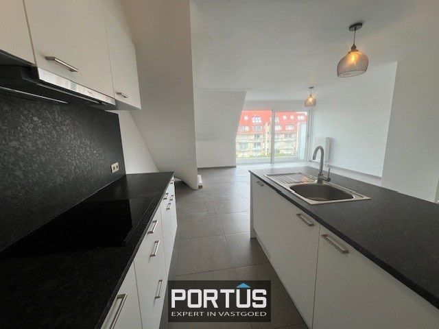 Instapklaar recent appartement met 3 slaapkamers te huur te Nieuwpoort foto 8
