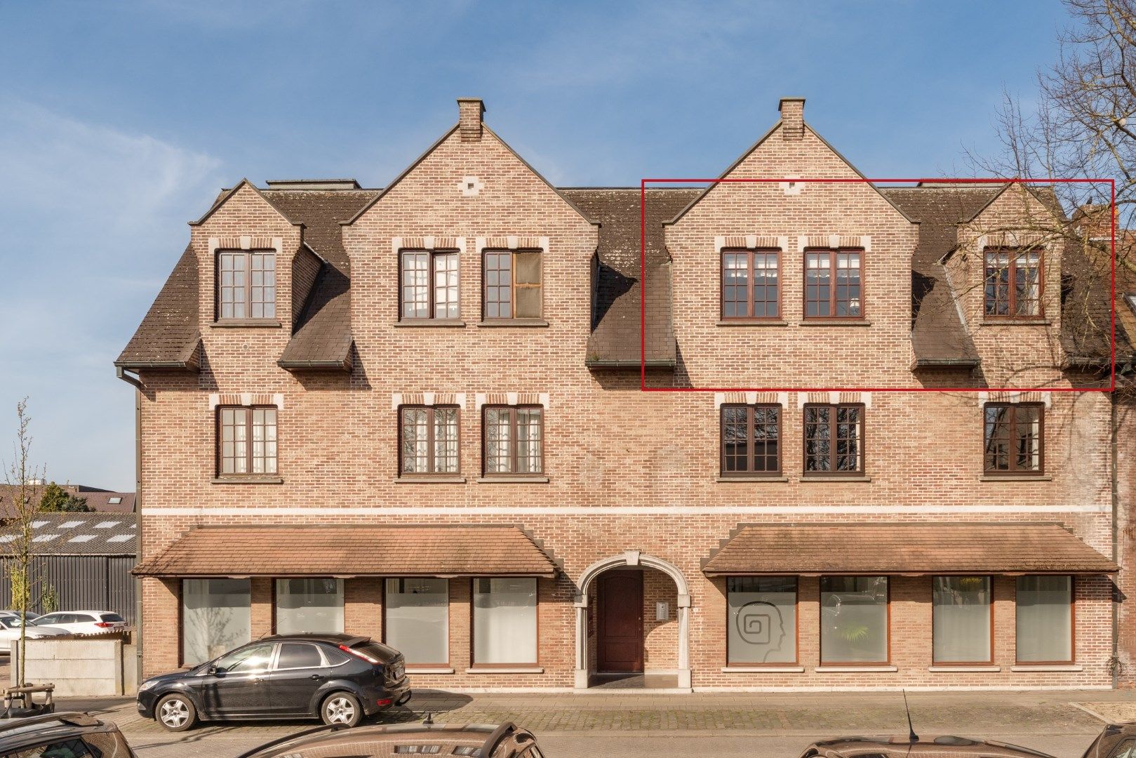 Hoofdfoto van de publicatie: Ideaal investerings- of startersappartement zonder renovatieverplichting en met lift te koop!
