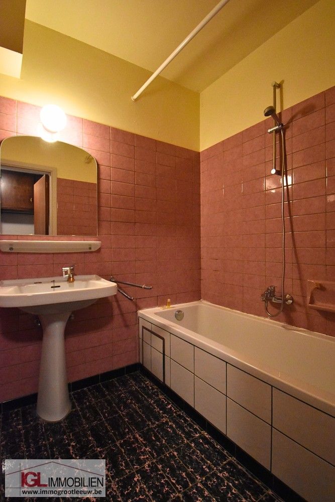 Appartement met 2 slaapkamers en garage foto 5