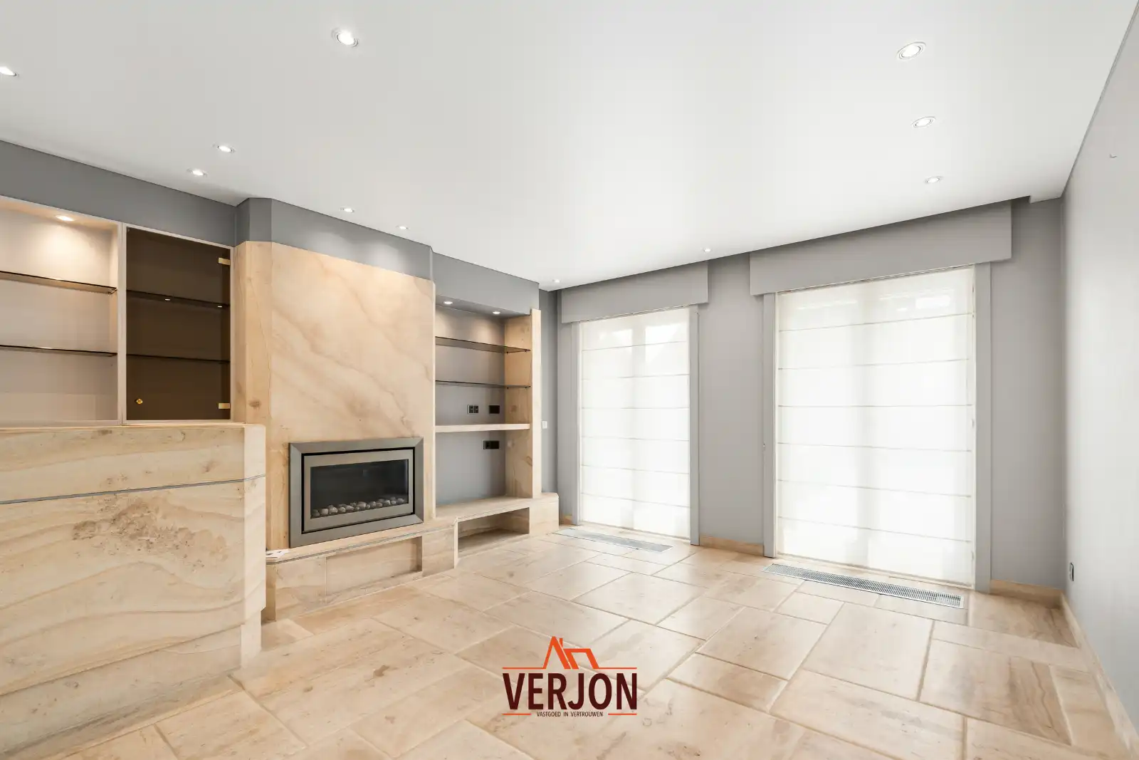 Villa met 4 slaapkamers en dubbele garage in een doodlopende straat te koop in Izegem! foto 6