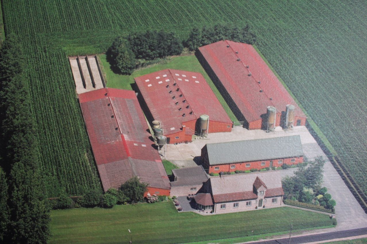 Mooie verzorgde hoeve te koop te Eeklo foto {{pictureIndex}}