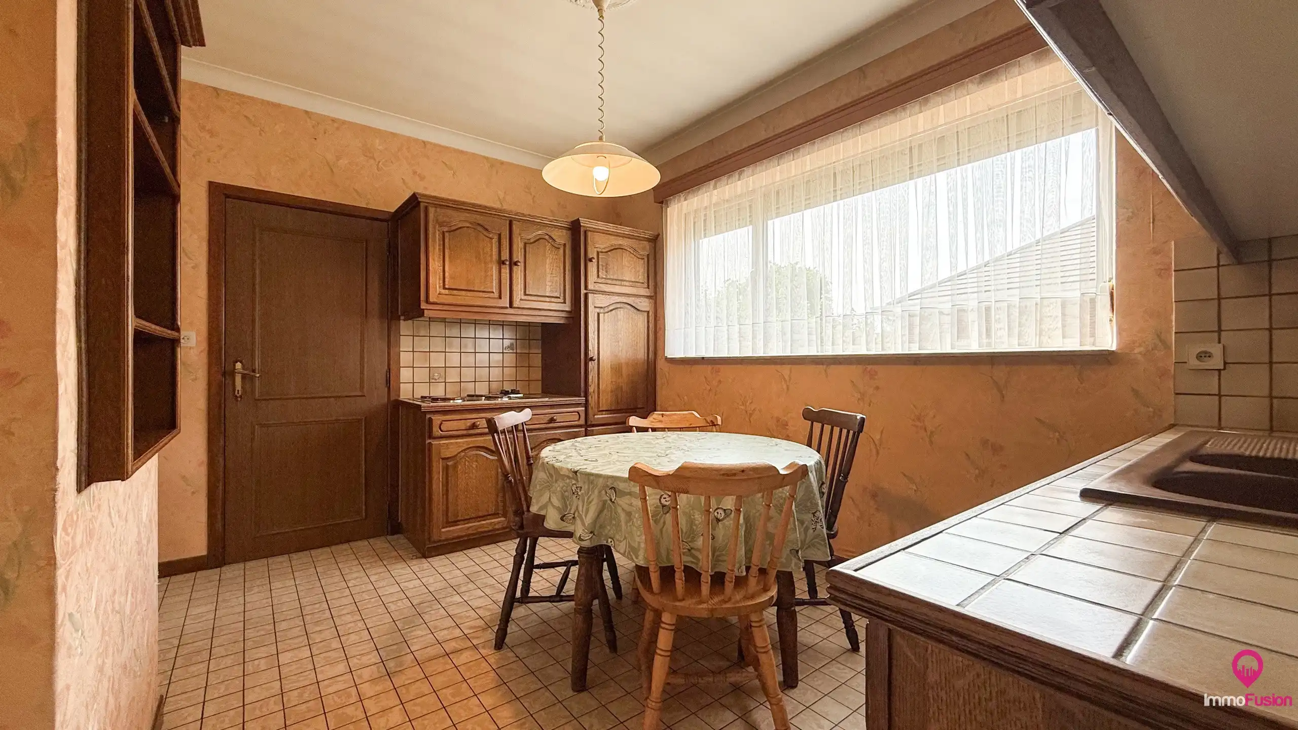 Gezinswoning met 3slpk en ruime tuin op 8a93ca te Viversel! foto 9