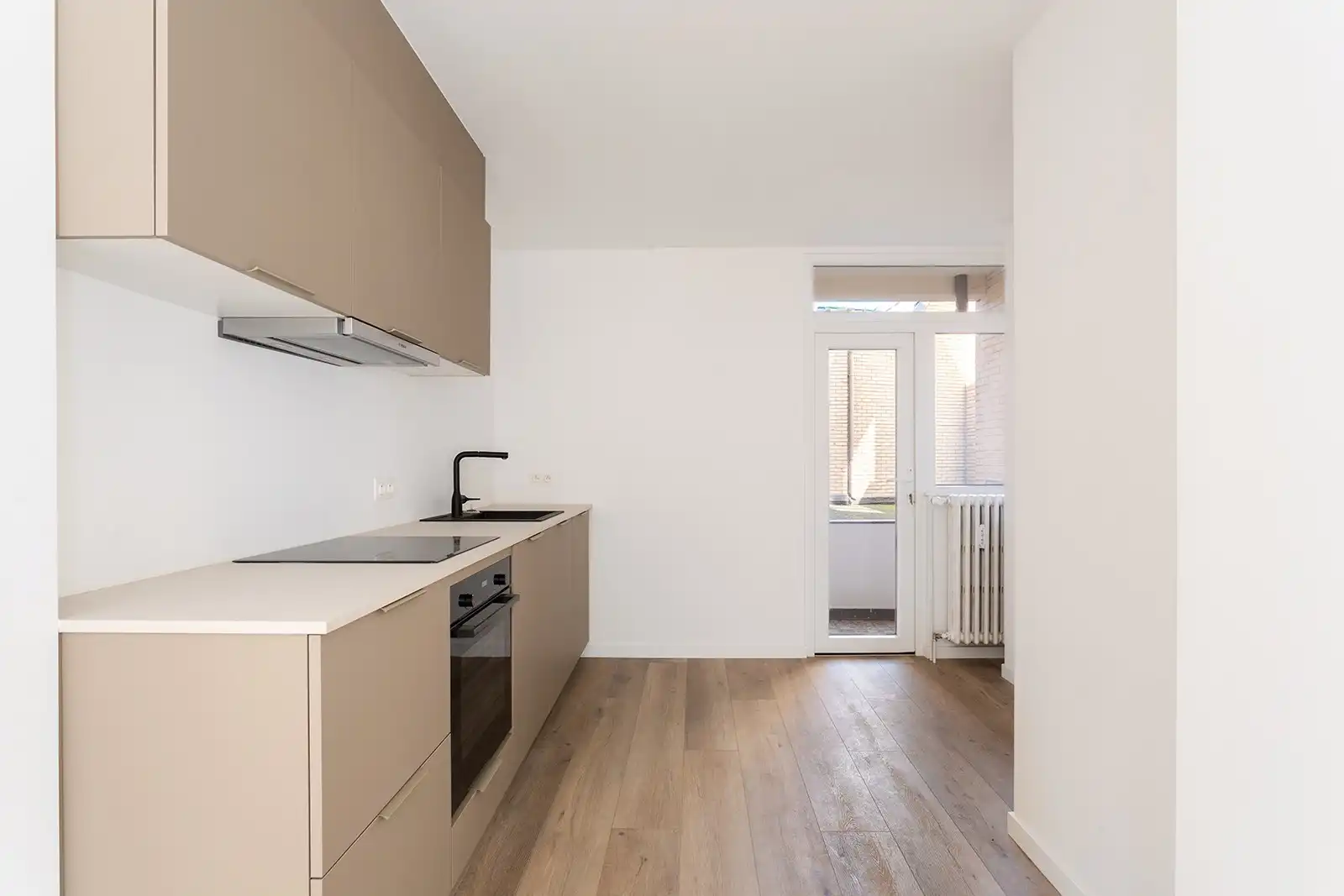 Volledig gerenoveerd appartement met terras foto 5