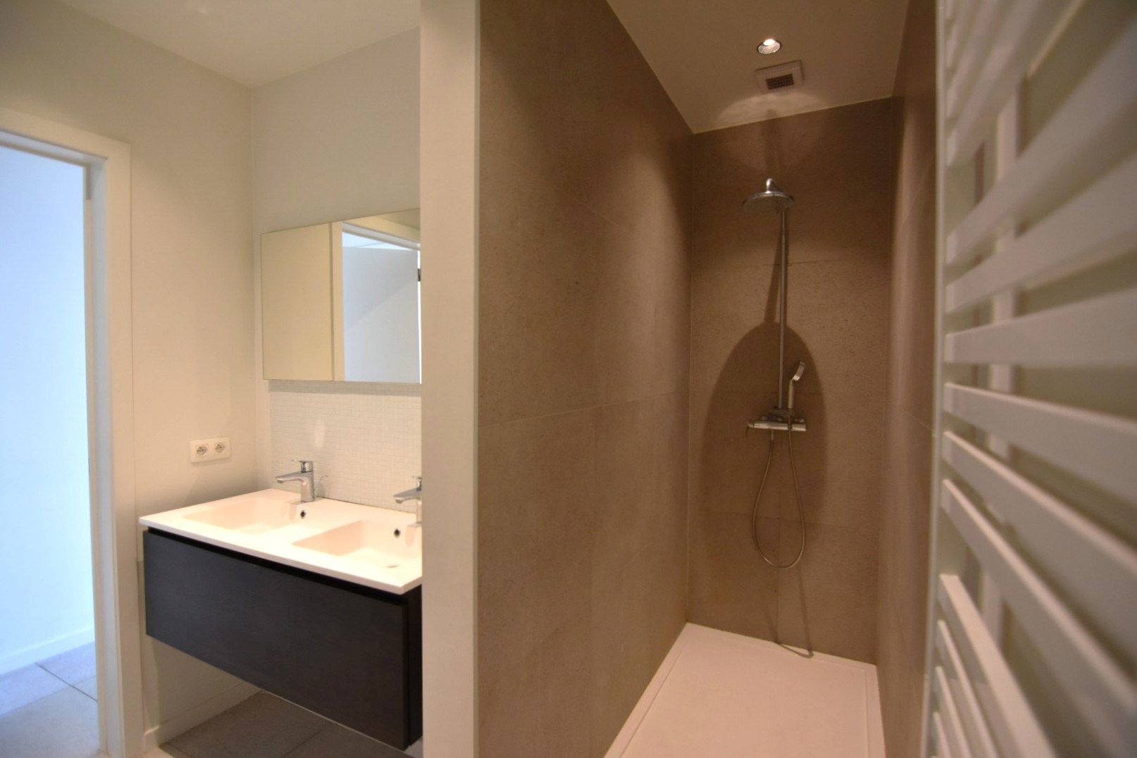 Leuke woning in hartje Rumbeke foto 19