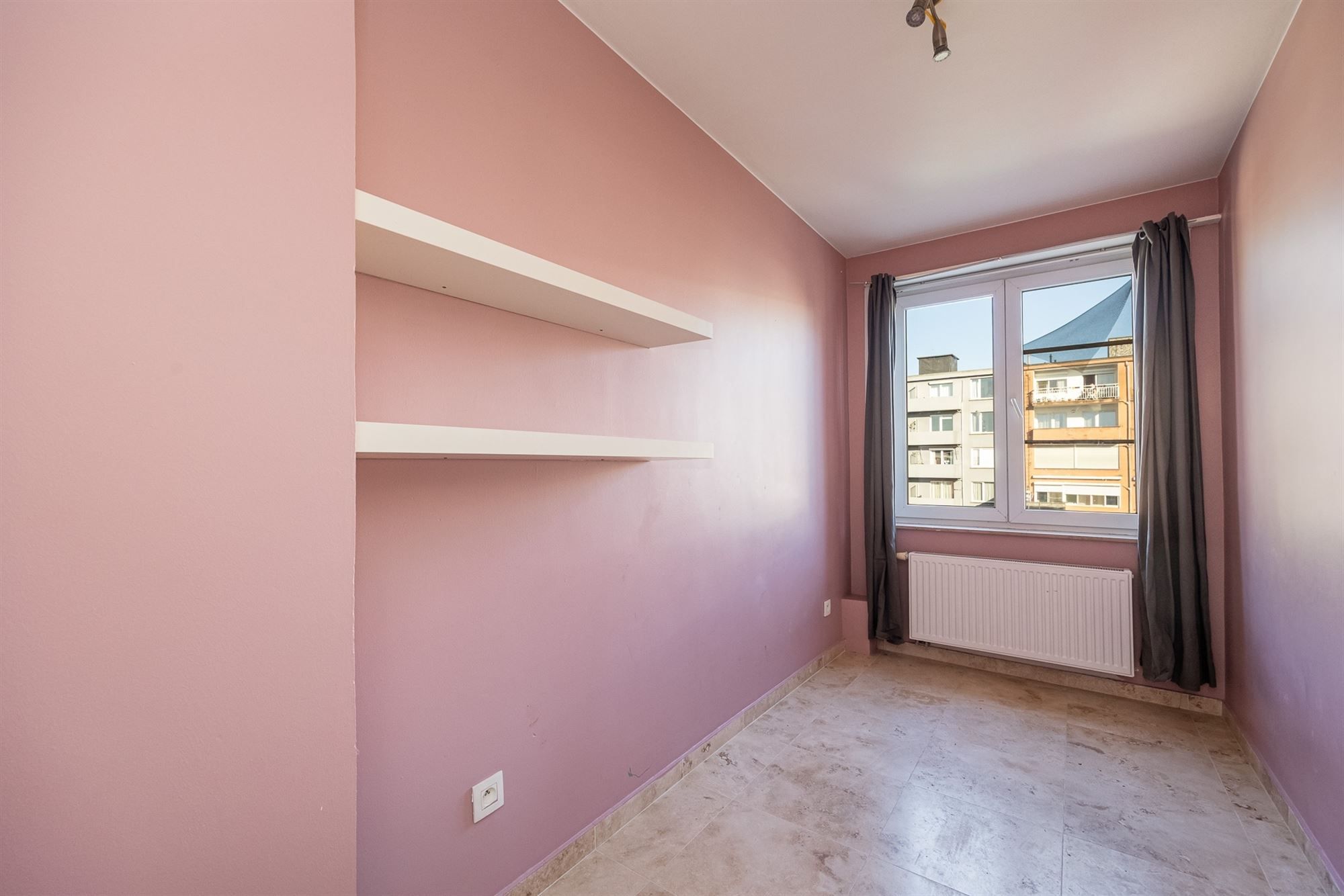 Verhuurd investeringsappartement met 2 slaapkamers foto 10