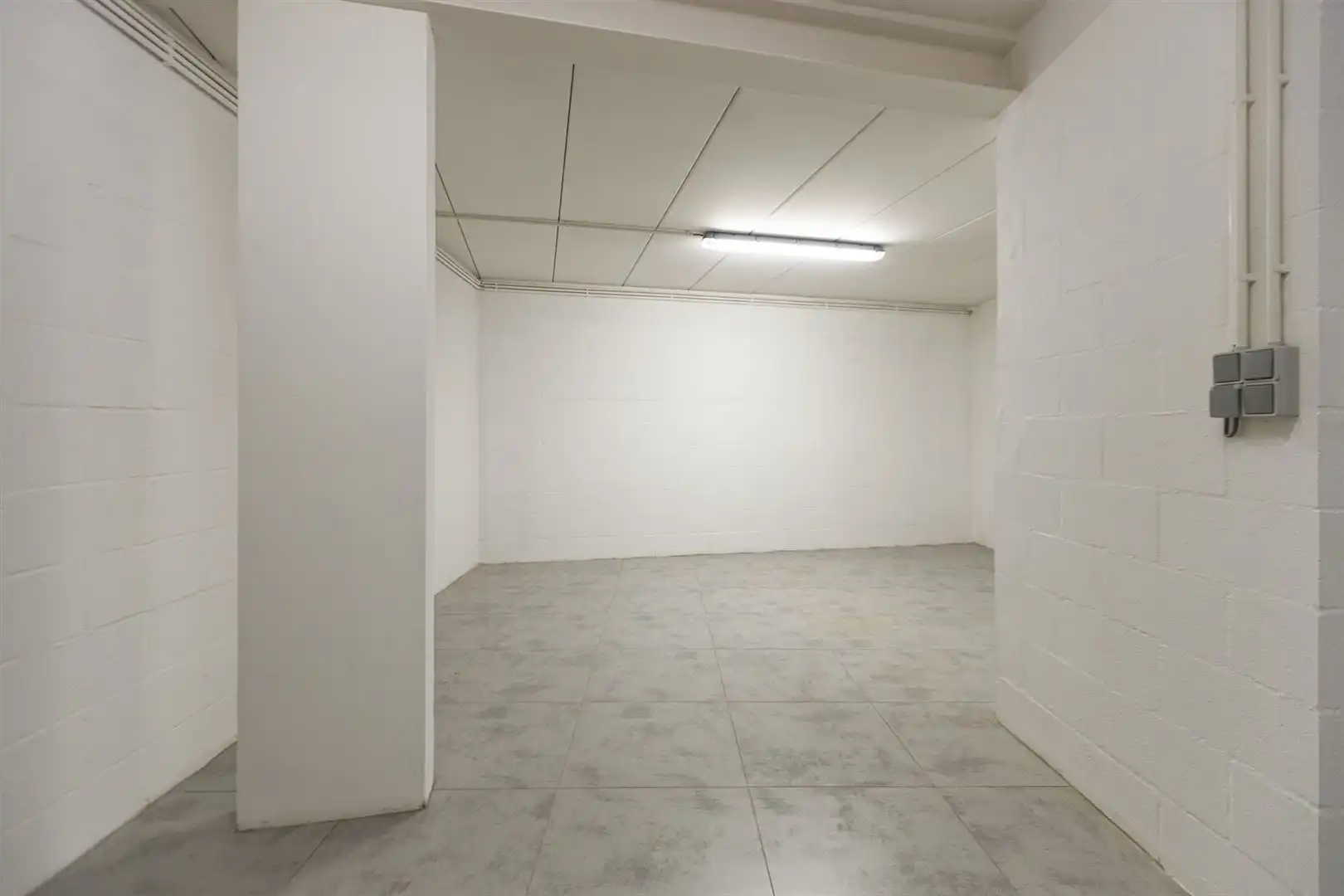 TE KOOP: Modern kantoor op gunstige locatie te Houthalen! foto 22