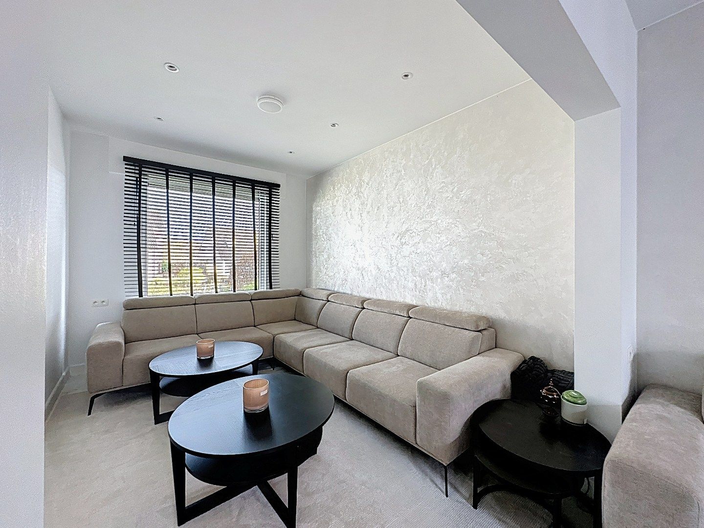 Ruime woning met tuin, terras, garage en 4 slaapkamers te Kessel-Lo! foto 5