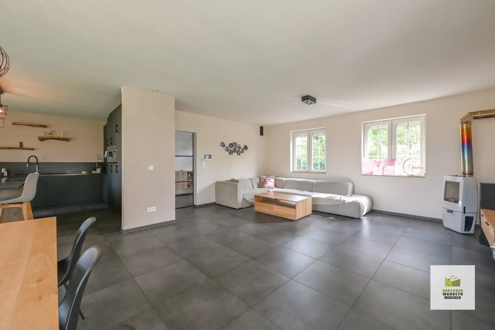 Recente energiezuinige woning met 3 slaapkamers, garage en tuin in doodlopende straat te Oedelem foto 4