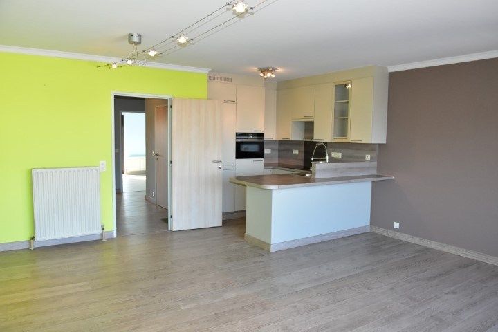 Centraal gelegen woonappartement foto 6