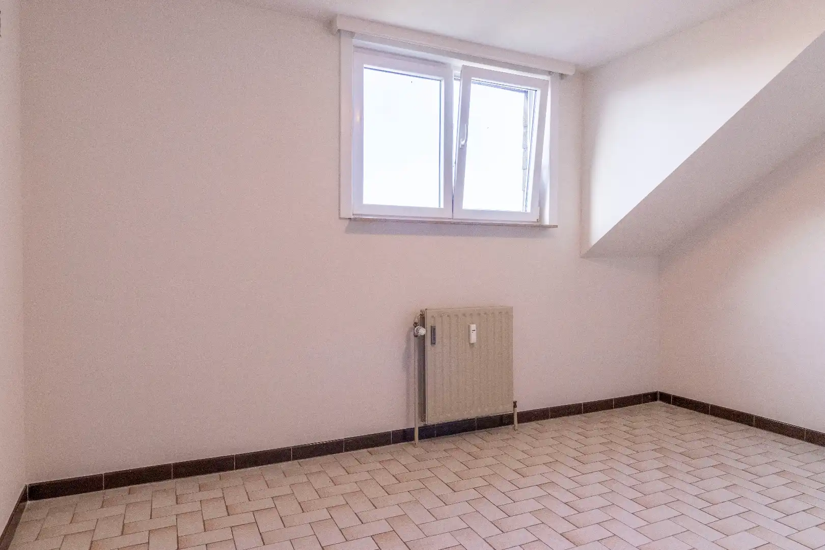 Ruim appartement met drie slaapkamers en twee terrassen foto 6