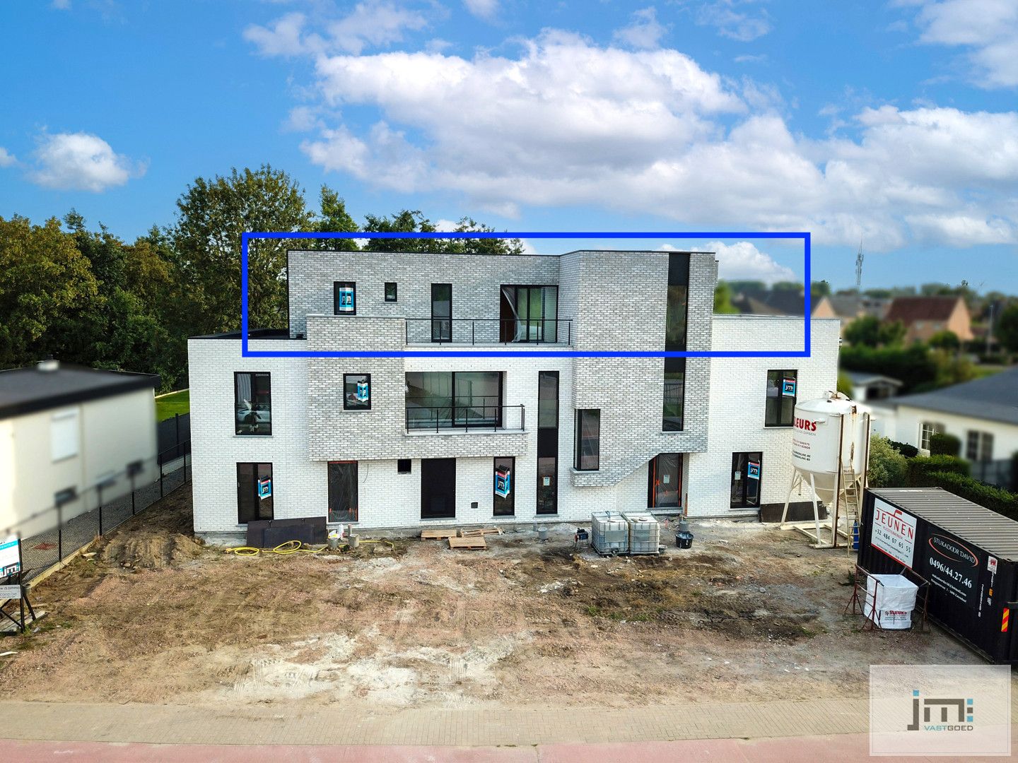 Penthouse met 2 slaapkamers en 2 terrassen foto {{pictureIndex}}