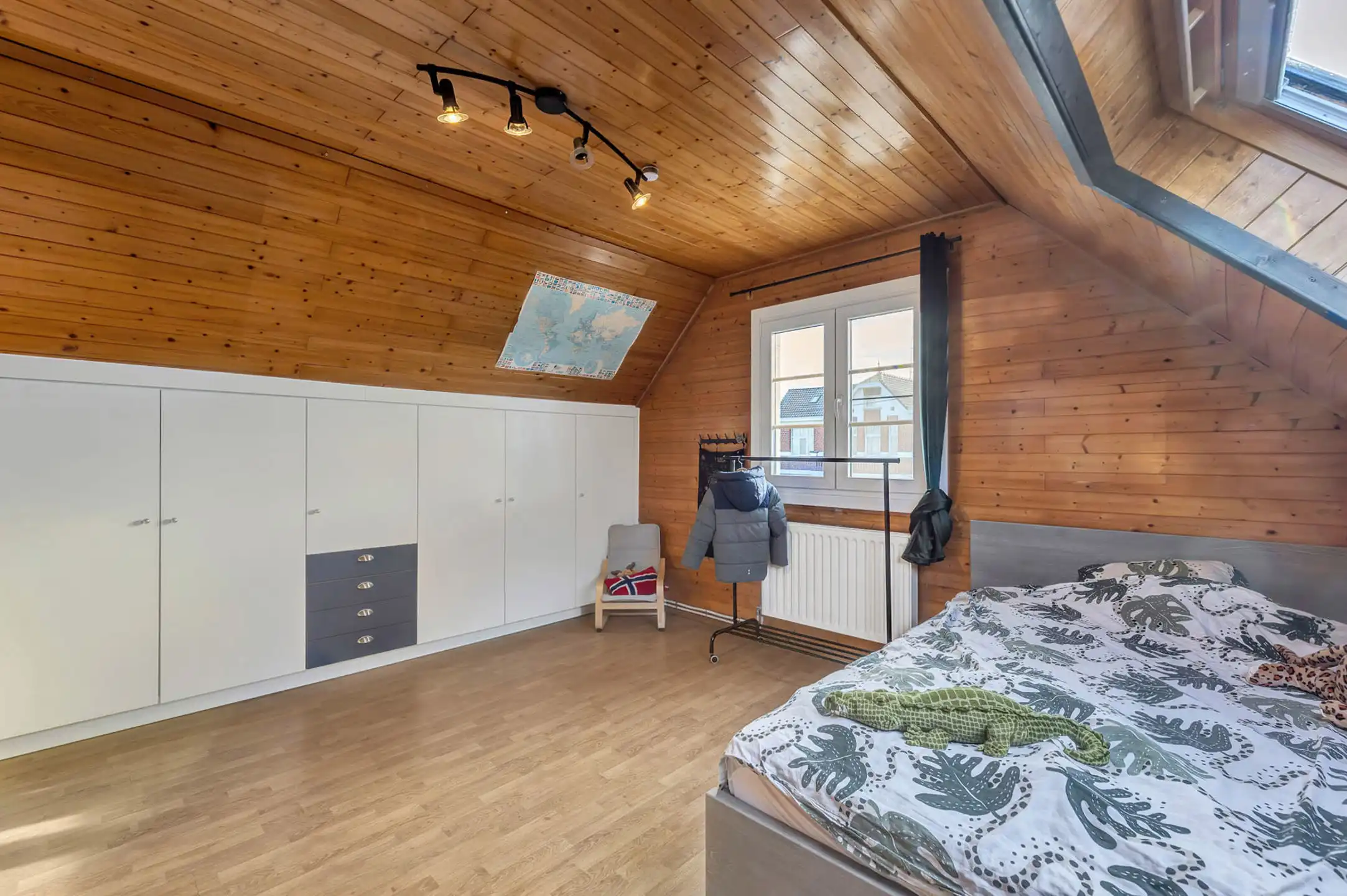 Gezellige woning met ruime tuin foto 27