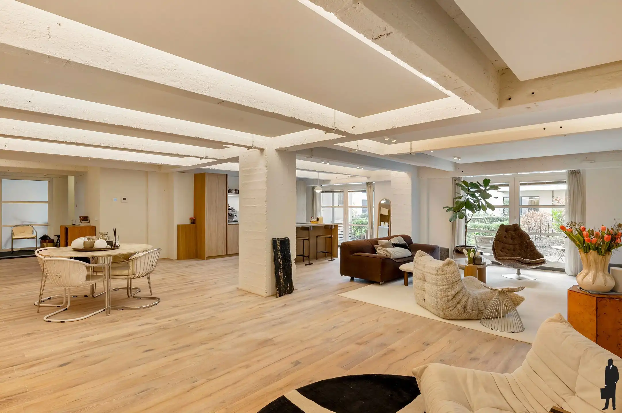 Exclusieve en instapklare gelijkvloerse loft met hoogwaardige afwerking foto 12