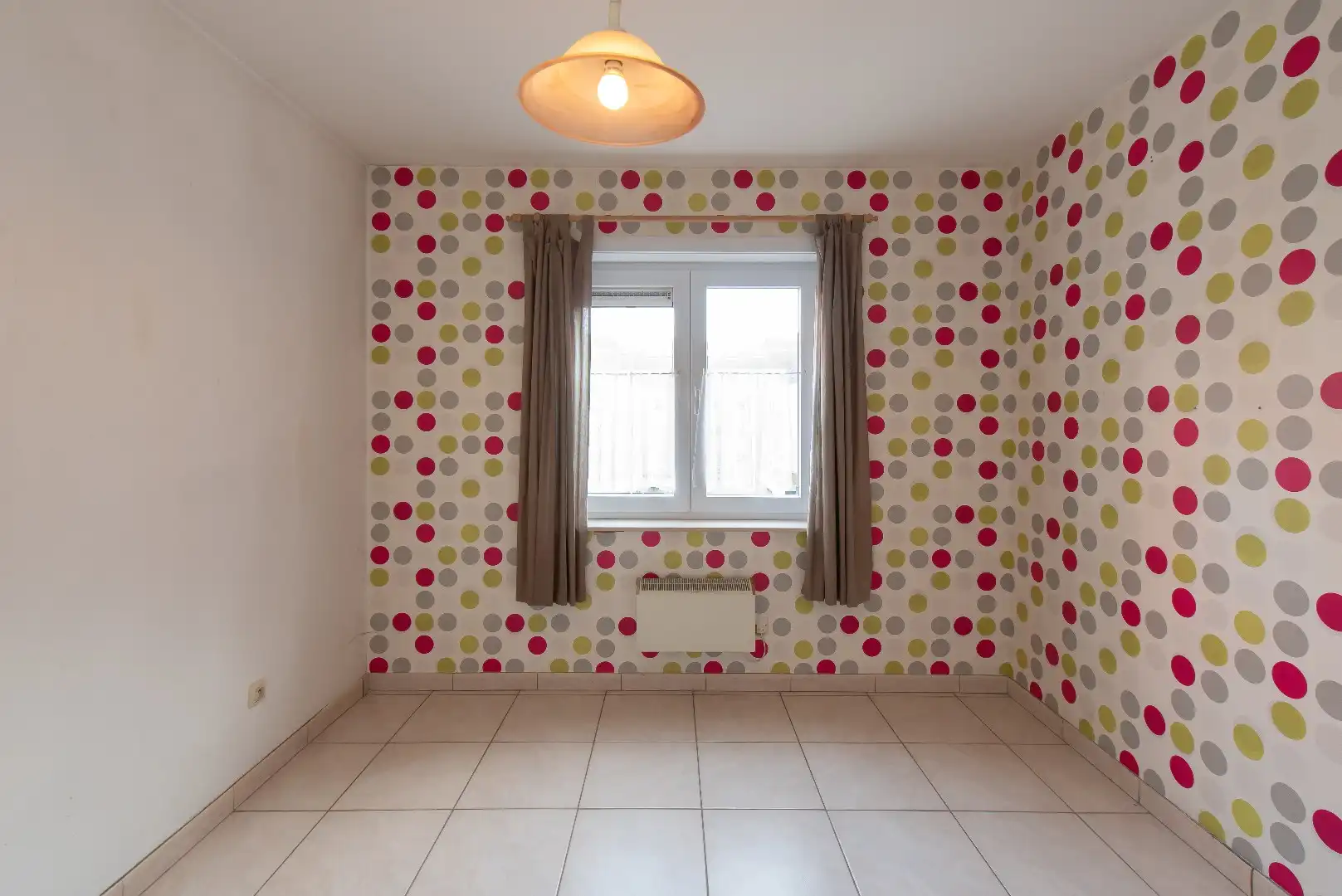 Centraal gelegen, ruim 2 slaapkamerappartement op wandelafstand van de Zeedijk. foto 18