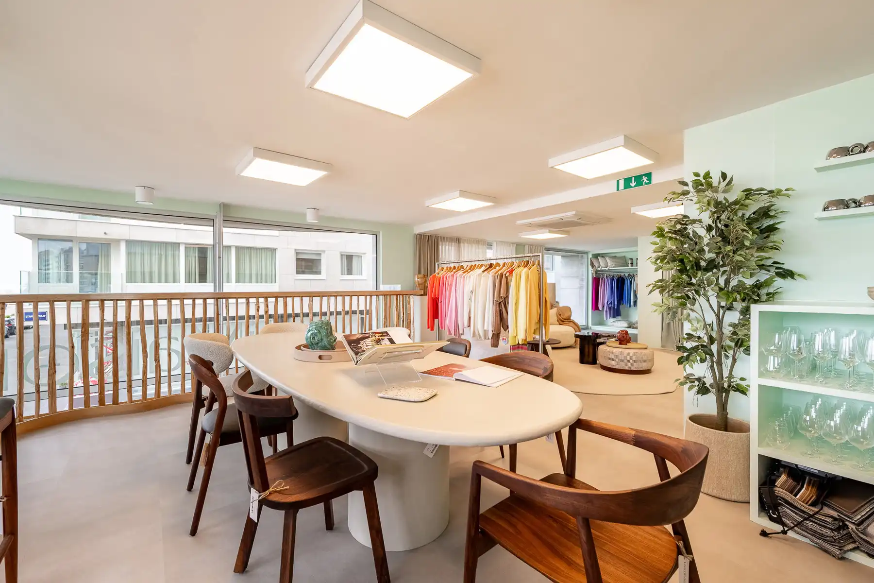Zeedijk Het Zoute handelspand te huur op toplocatie  foto 24