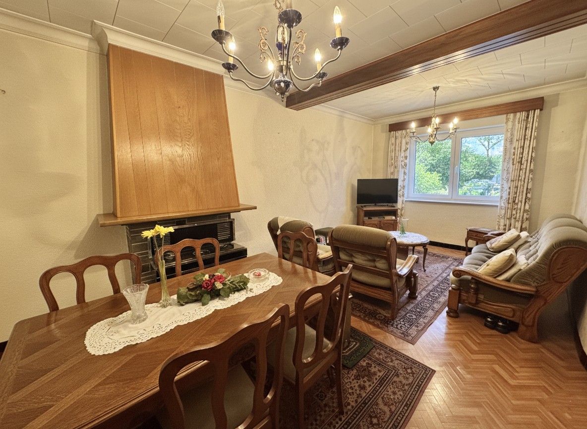 CHARMANTE, TE RENOVEREN WONING (H.O.B.) foto 3