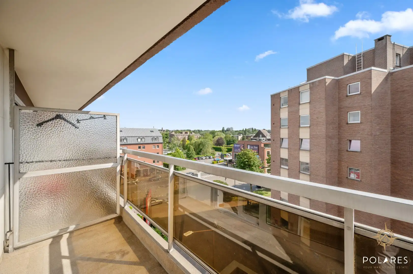 Instapklaar 1-slaapkamerappartement op interessante locatie! foto 12