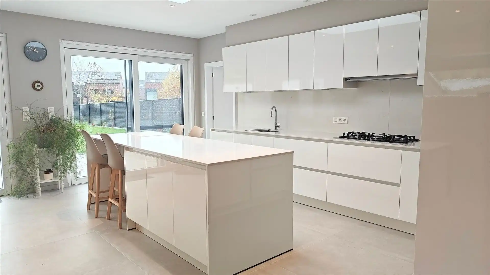 Instapklare alleenstaande woning met grote tuin in hartje Breendonk! foto 12