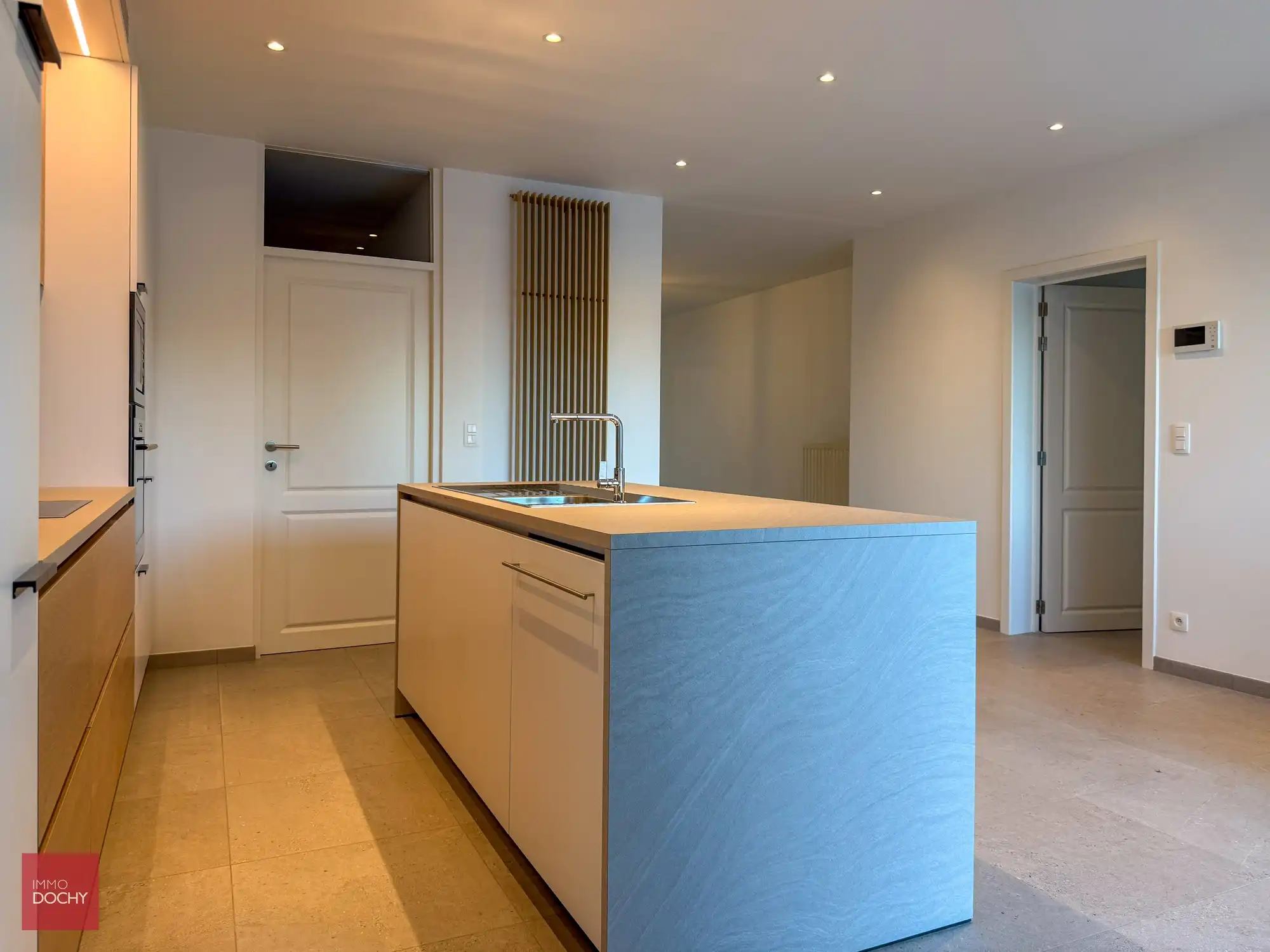 Volledig vernieuwde BURGERWONING met alle modern comfort | Kortrijkseweg 317 foto 5