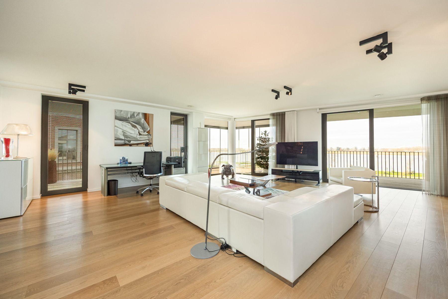 Riant luxe apppartement van 213 m² met Scheldezicht  foto 6