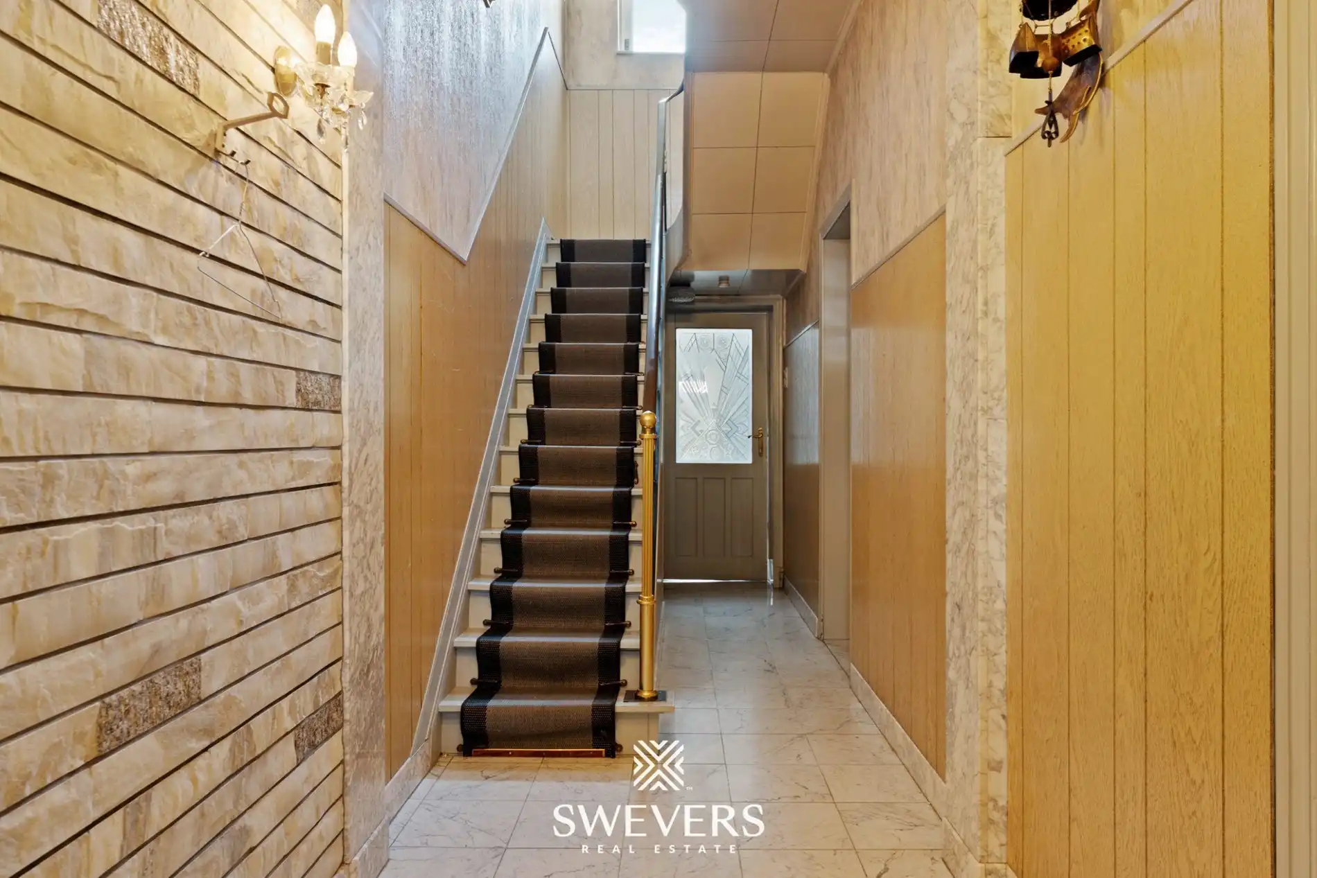 Woonst met 5 slaapkamers en hangar van 250m² in centrum Beringen foto 33