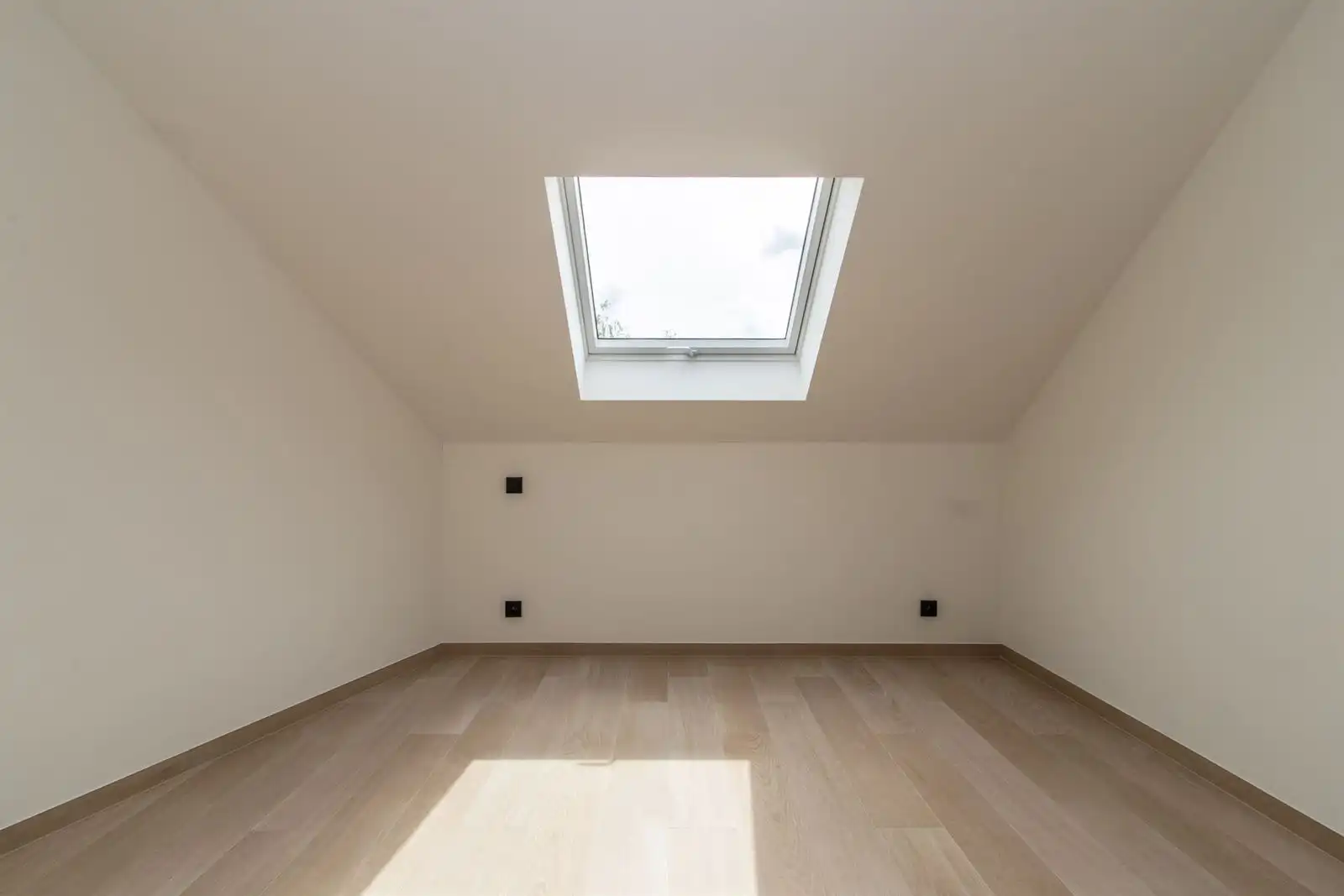 BEZOEKMOMENT  NU ZATERDAG  23/5 tsn 9u en 11u   -- 3-slaapkamer appartement van 141 m² met terras van 10 m² foto 14