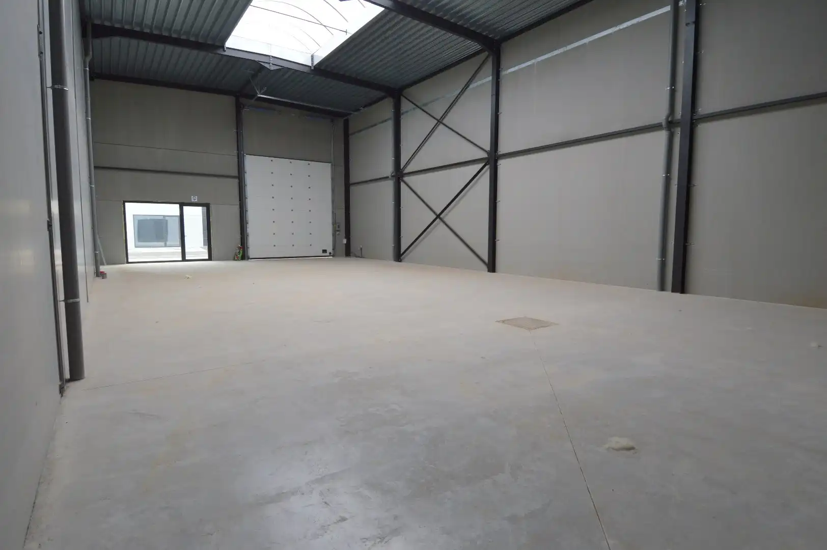 Nieuwbouw KMO-Unit in Waregem/Sint-Eloois-Vijve incl. 2 standplaatsen (Unit 2) te huur foto 3
