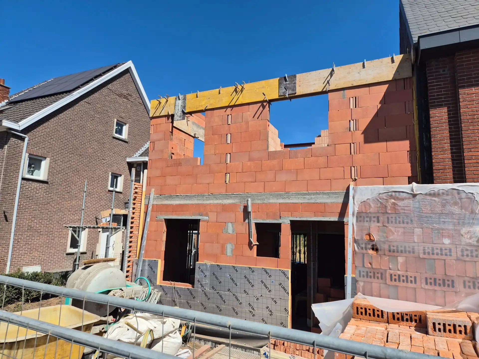 Energiezuinige halfopen nieuwbouwwoning in het hart van Wetteren foto 6