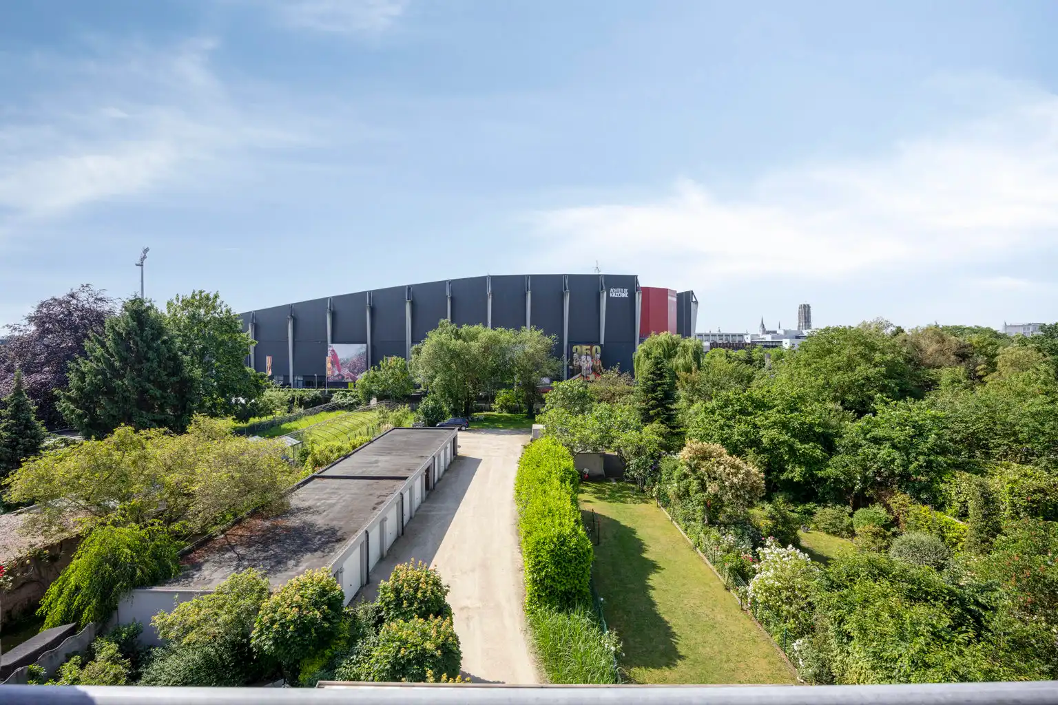 Ruim penthouse met 5 slaapkamers, 2 zuid terrassen en garage foto 30