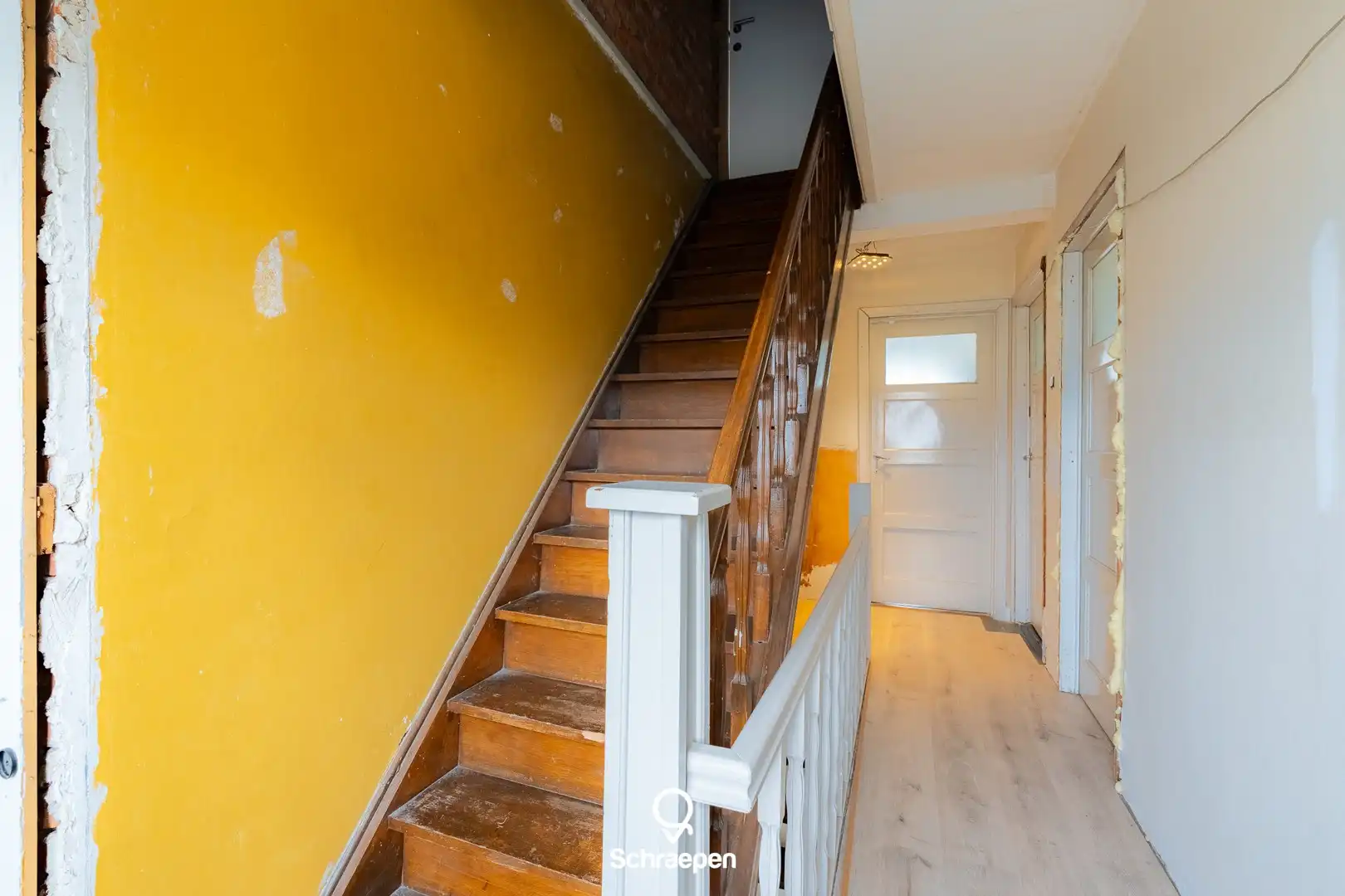 Op te frissen gezinswoning (270 m²) met 5 slpks én EPC-label C op hoekperceel van circa 7,5 are! foto 26