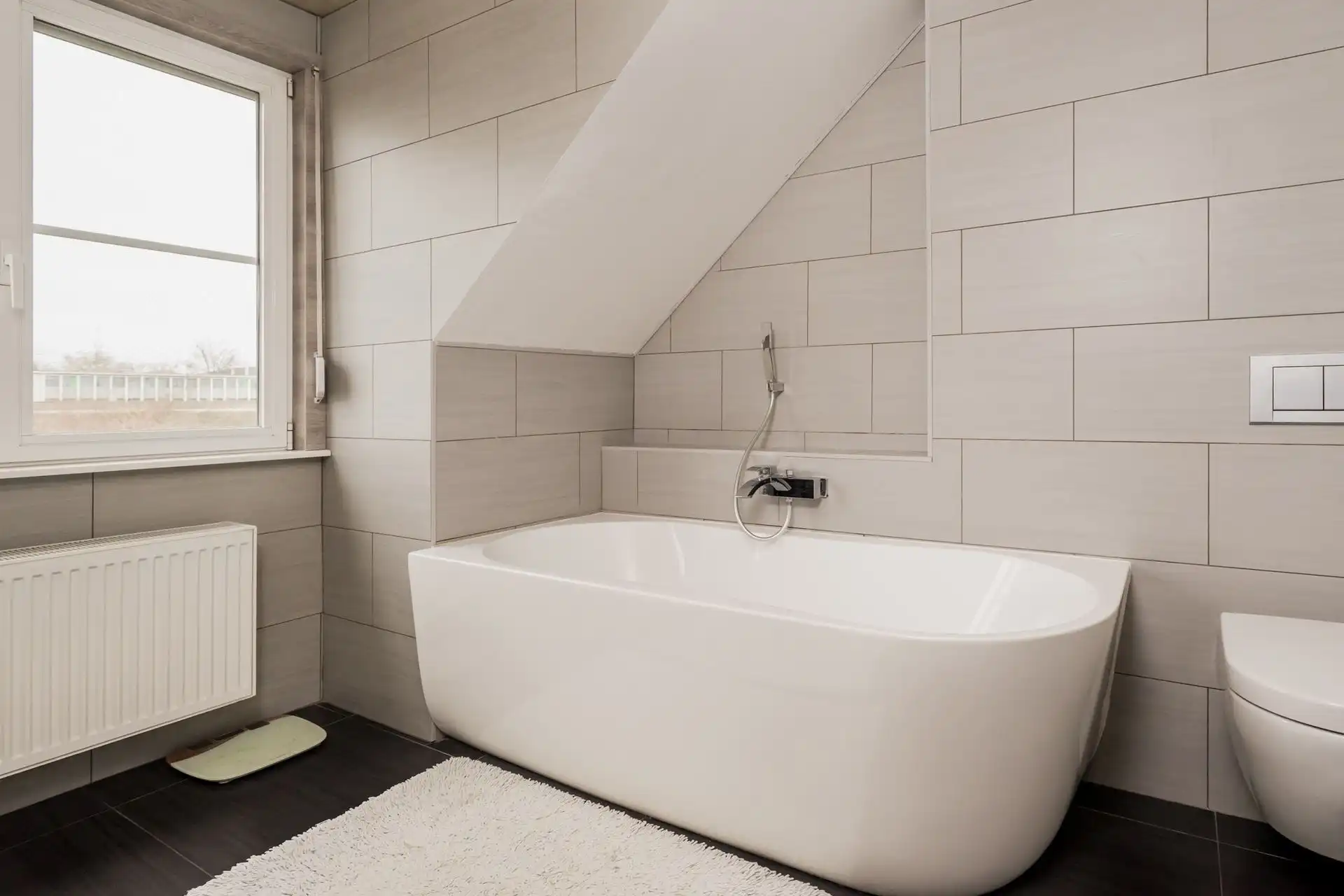 Instapklare bel-etagewoning met garage, tuin en zonnig terras foto 17