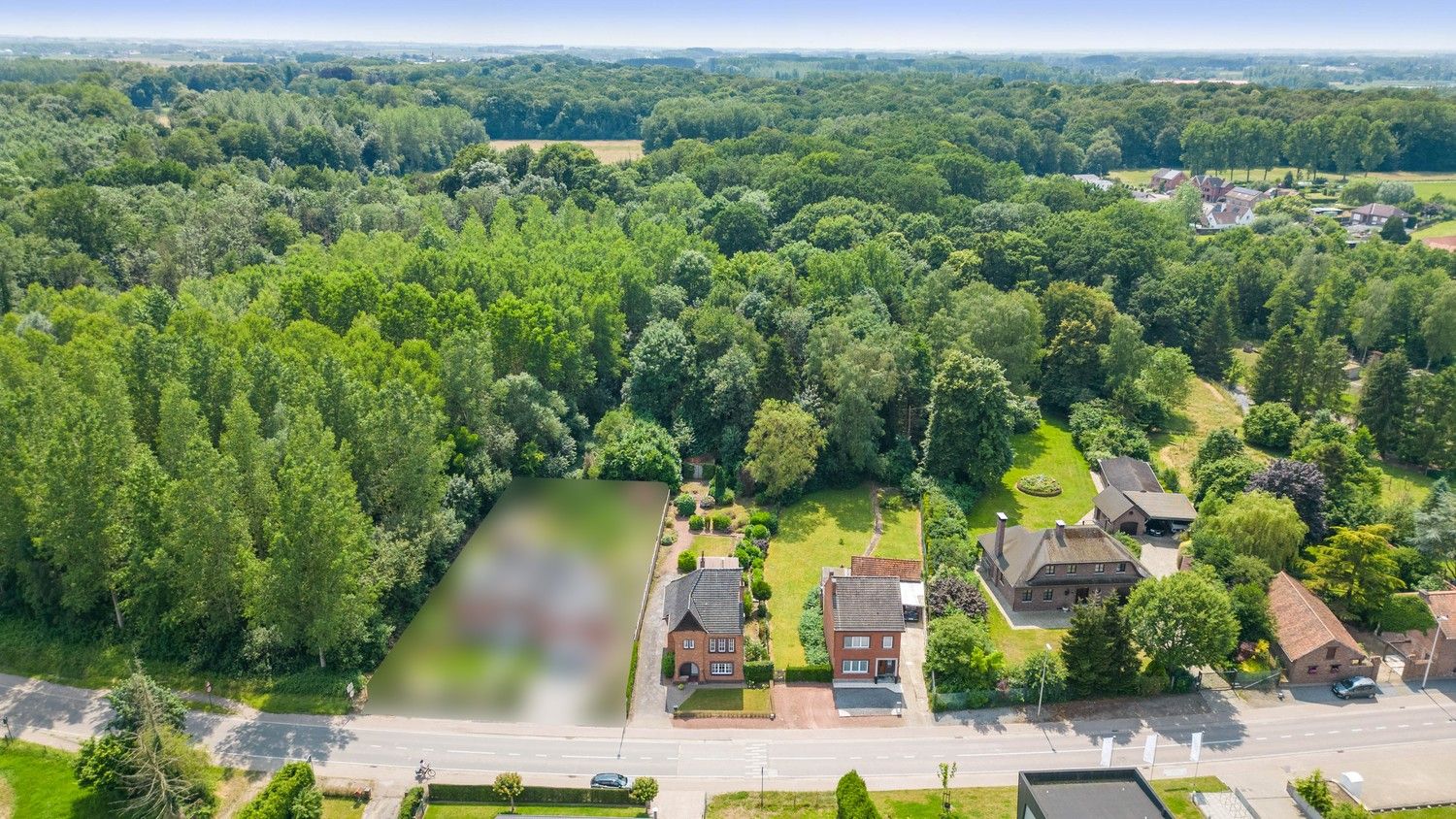 Zeer verzorgde woning met 3 slaapkamers omringd door groen foto 22