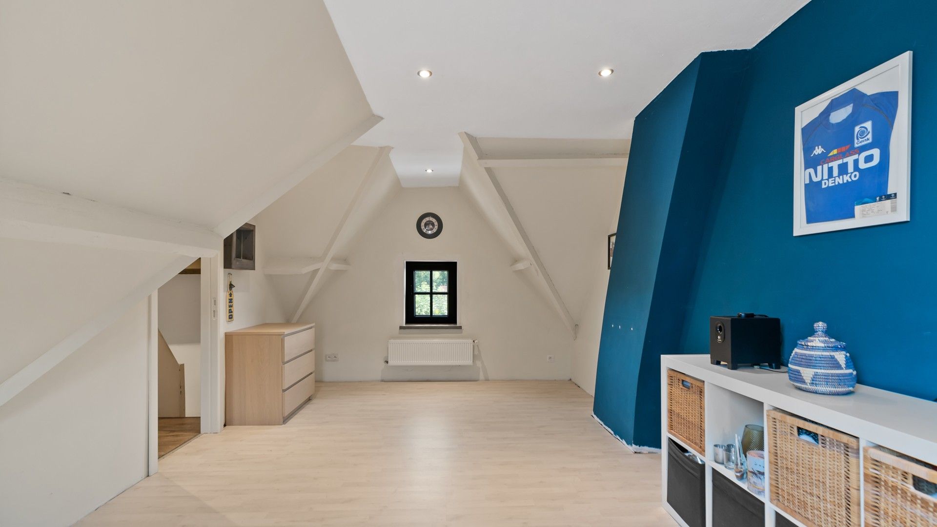 Instapklare en energiezuinige woning met 4 slpkrs in Genk foto 19