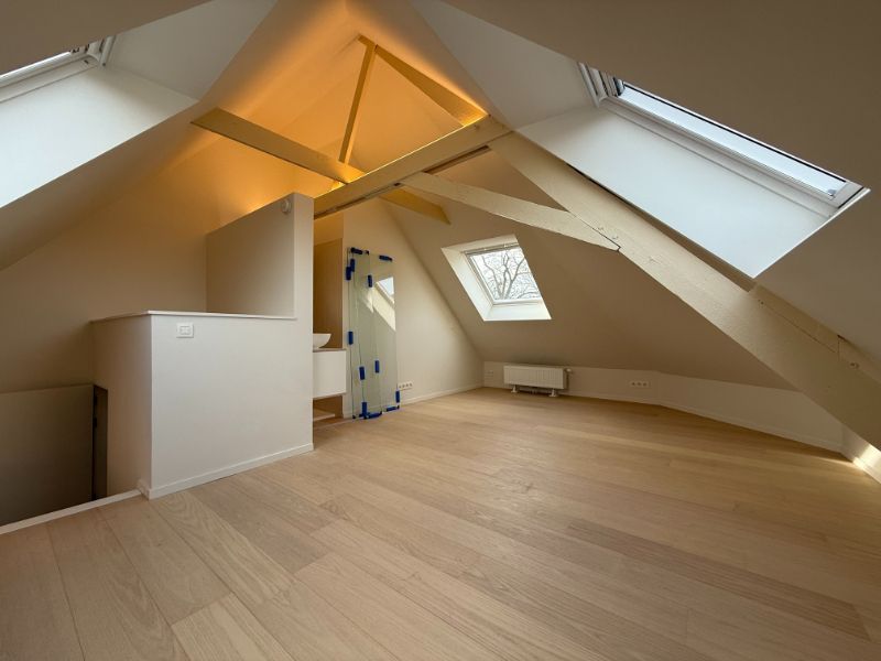 Unieke gerenoveerde triplex appartement met zicht op Coupure foto 19