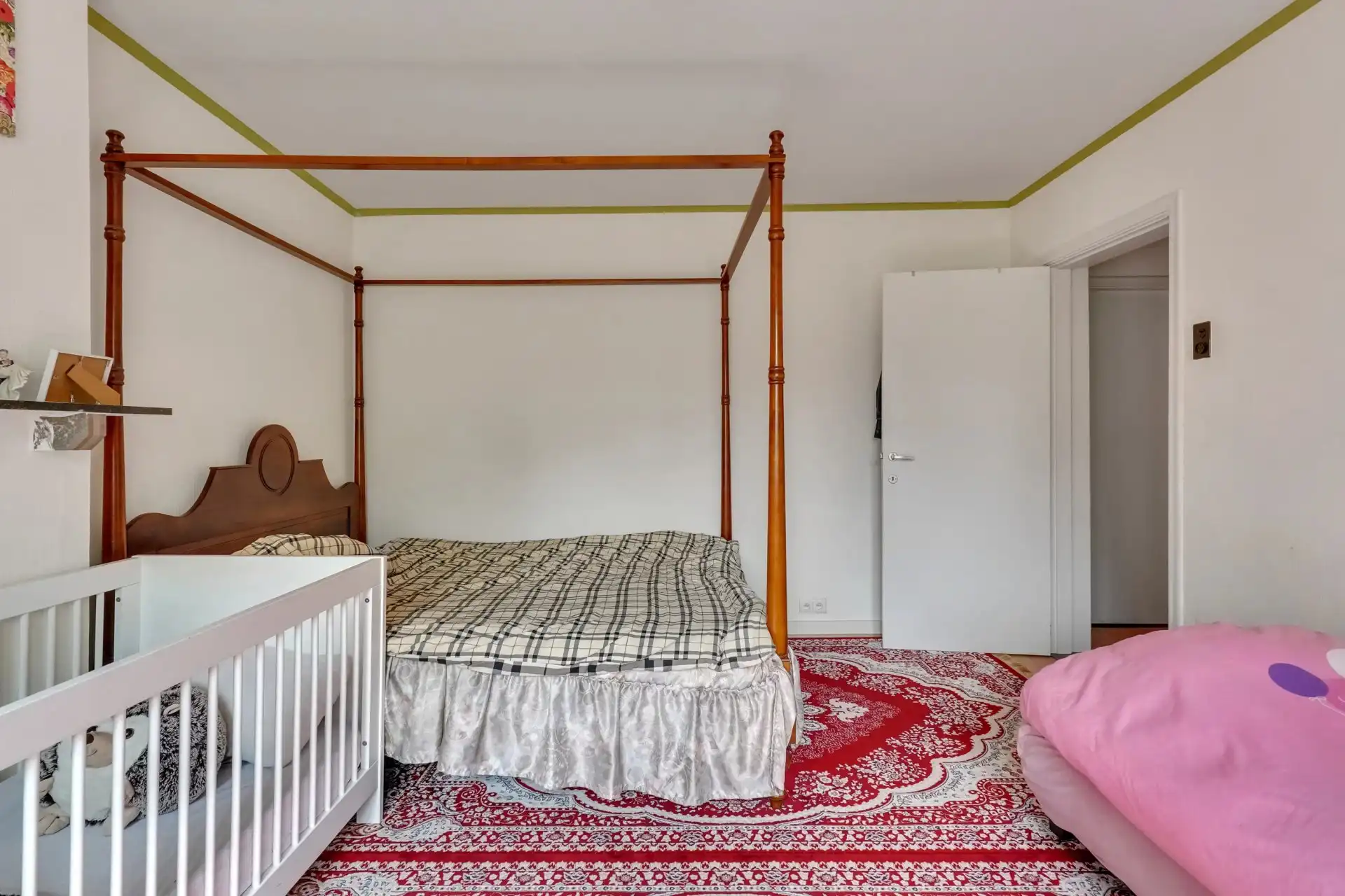 Instapklaar duplex appartement met 3 volwaardige slaapkamers foto 21