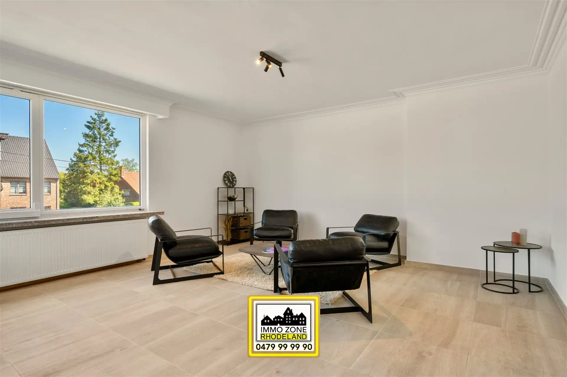 Subliem appartement met 2 slpks, terras en garage foto 3