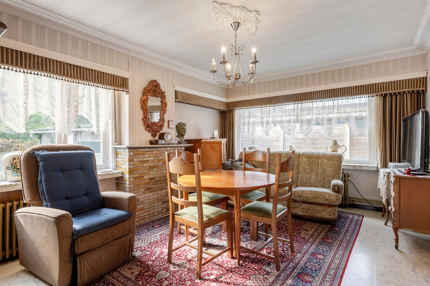 Te renoveren laagbouwwoning op ruim perceel van 1.125 m² – een buitenkans voor wie wil verbouwen! foto 14