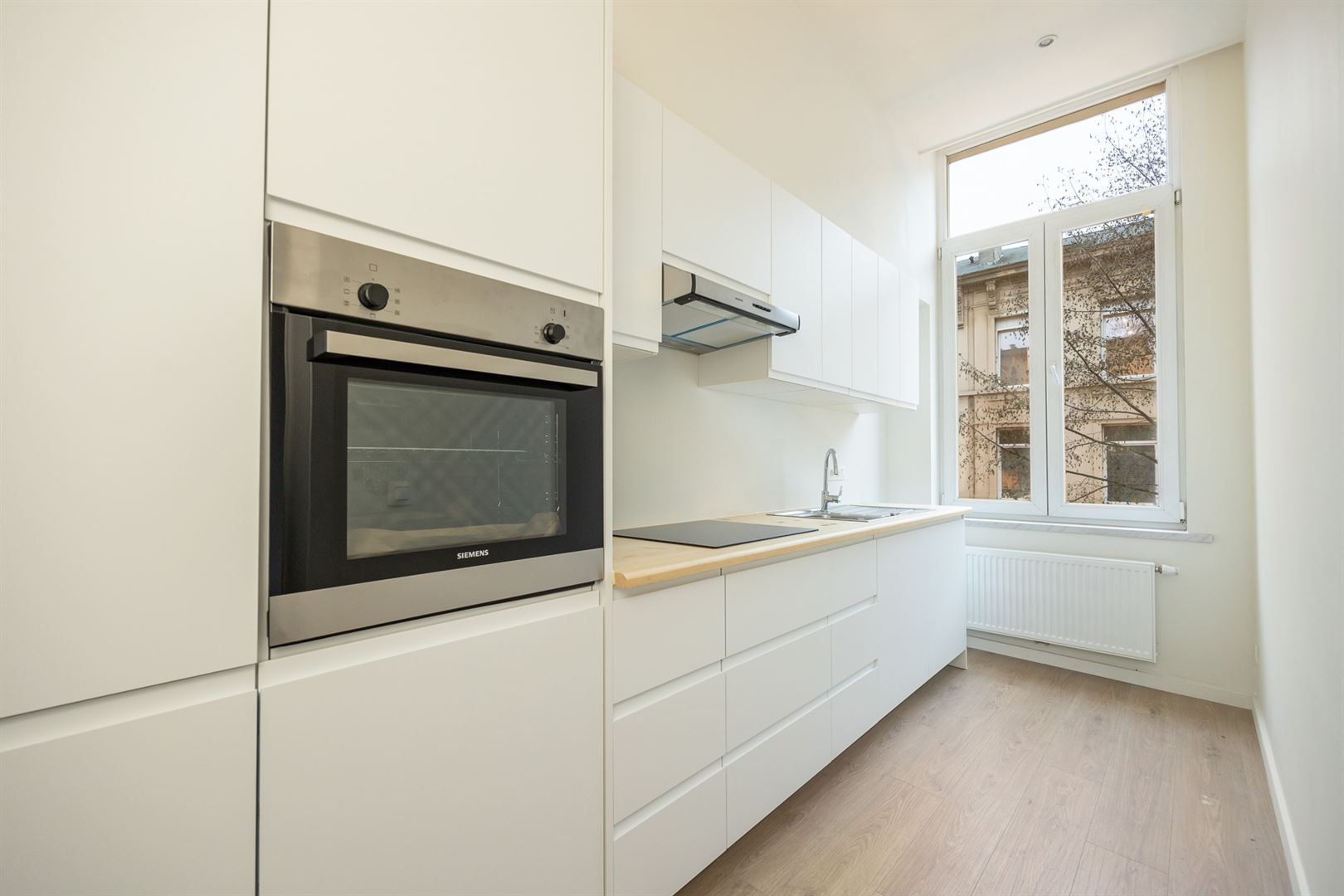 Gerenoveerd appartement midden in de stad foto 4