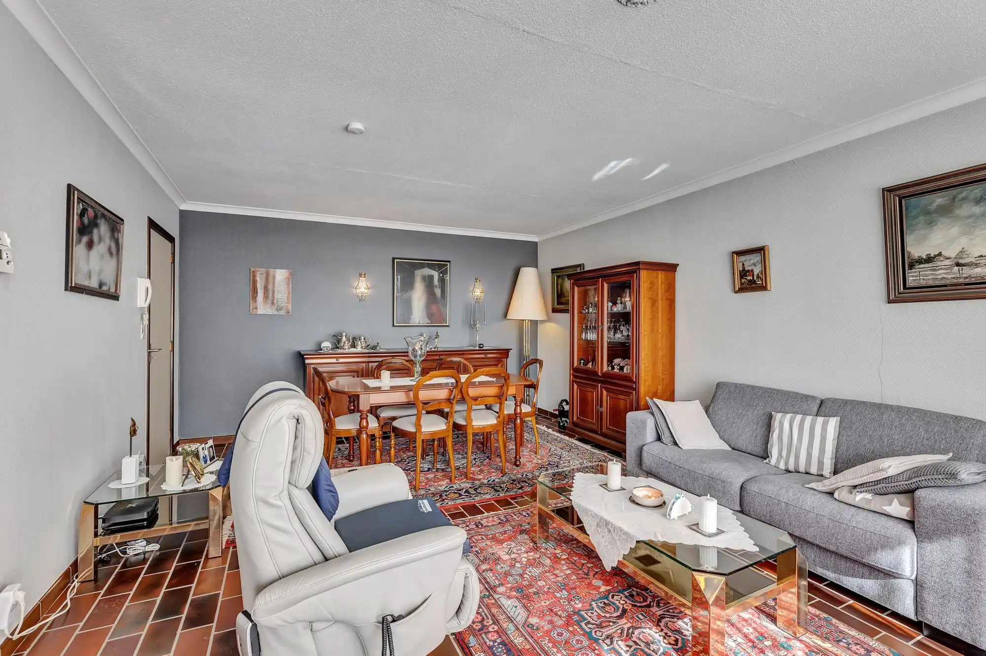 Opbrengsteigendom met 5 entiteiten en garageboxen in Aalst foto 15