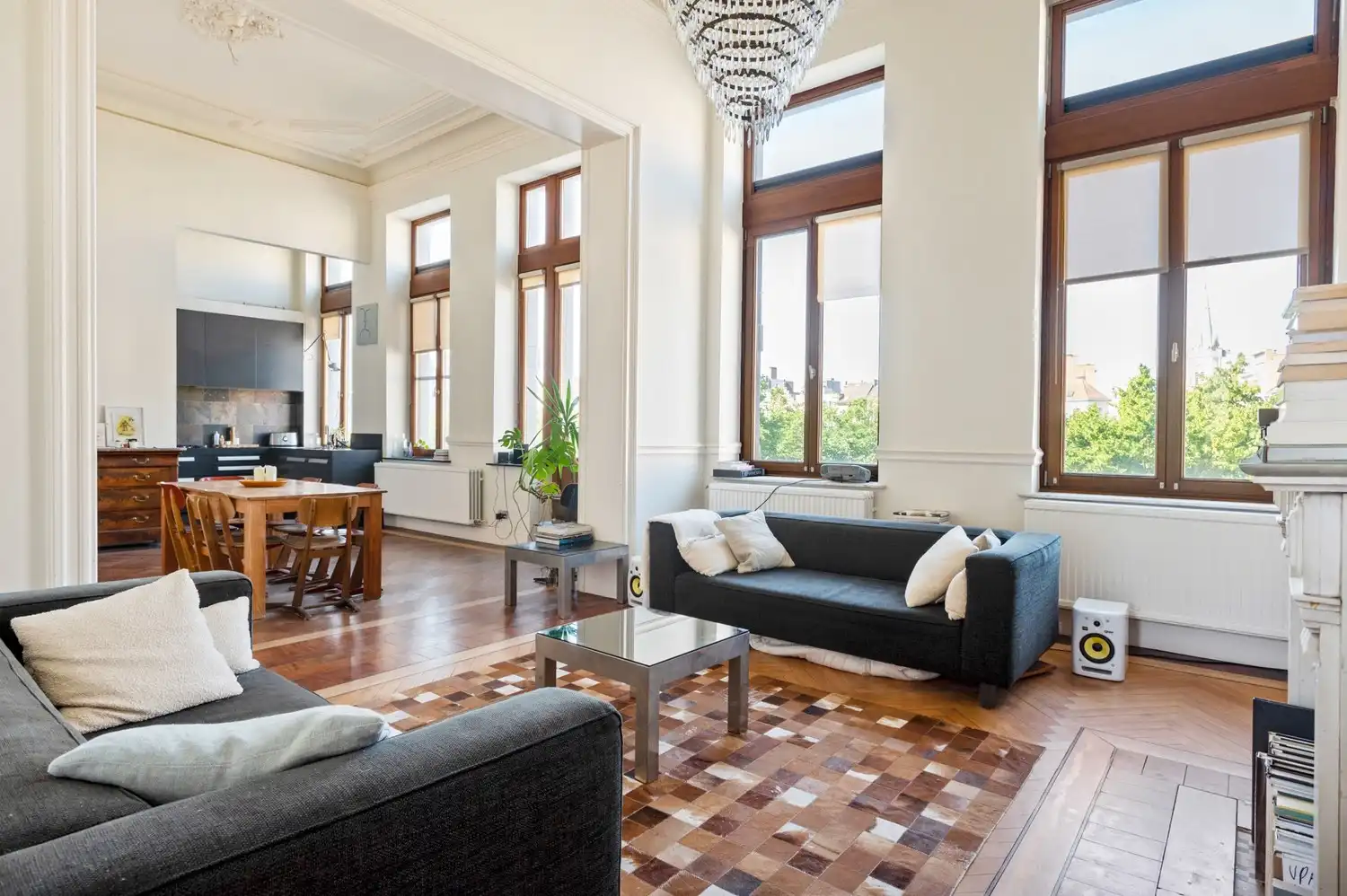 Prachtig en uniek vergunde opbrengsteigendom (BAR 6%) in historisch en gerenoveerd postgebouw te Antwerpen 2060 foto 3