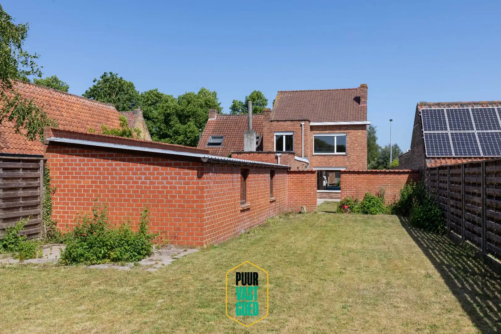 Degelijk halfopen woonhuis  met aparte boei en zuidgerichte tuin, op 534 m² grond foto 26