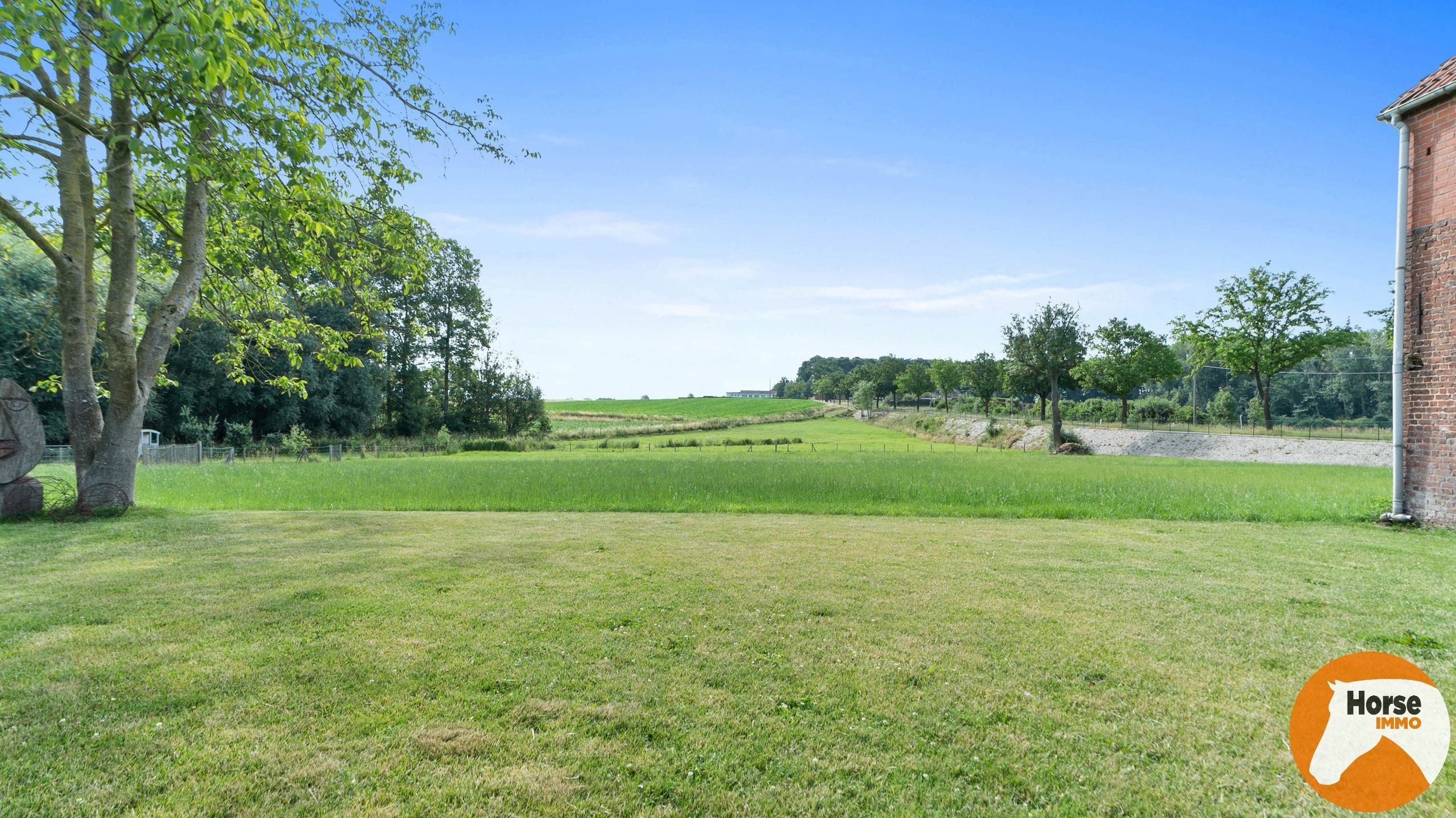 PEPINGEN - Smaakvol gerenoveerde hoeve met aanpalende weide  foto 28