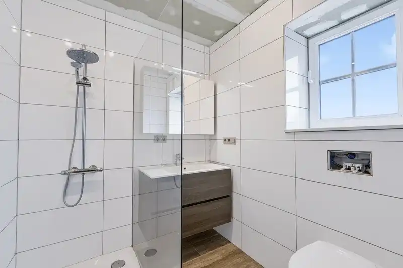 Karaktevolle eengezinswoning met garage en ruime tuin foto 29