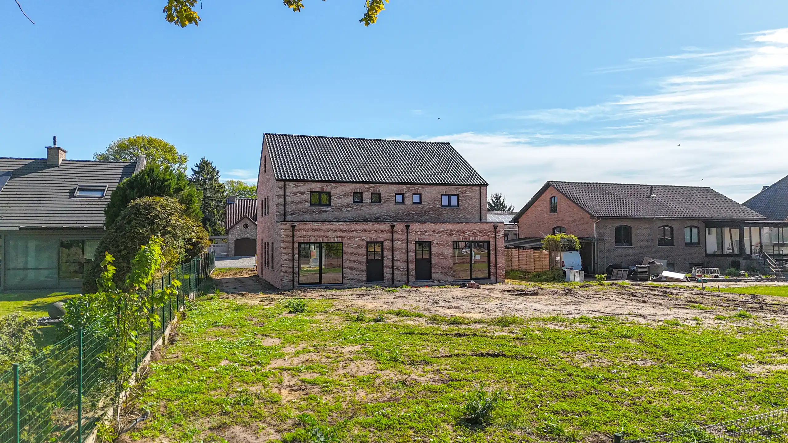 Tijdloze nieuwbouwwoning met 4 slpks + uitzicht op het groen! foto 13