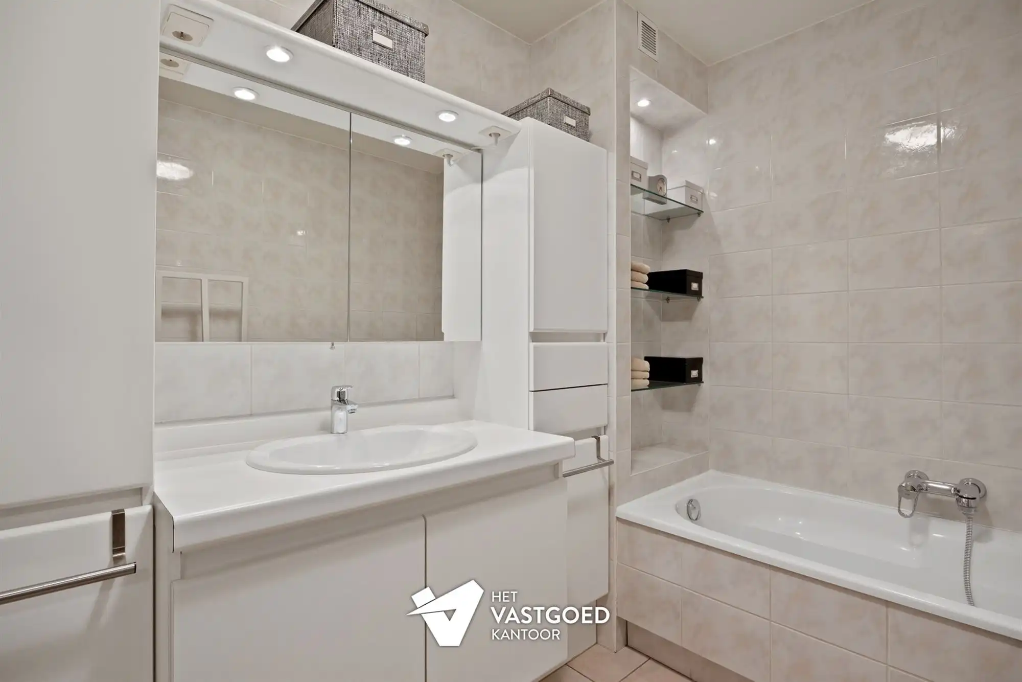 ZEER RUIM DUPLEX APPARTEMENT VAN 159 M² MET ZEER PRAKTISCHE INDELING EN KWALITATIEVE AFWERKING foto 17