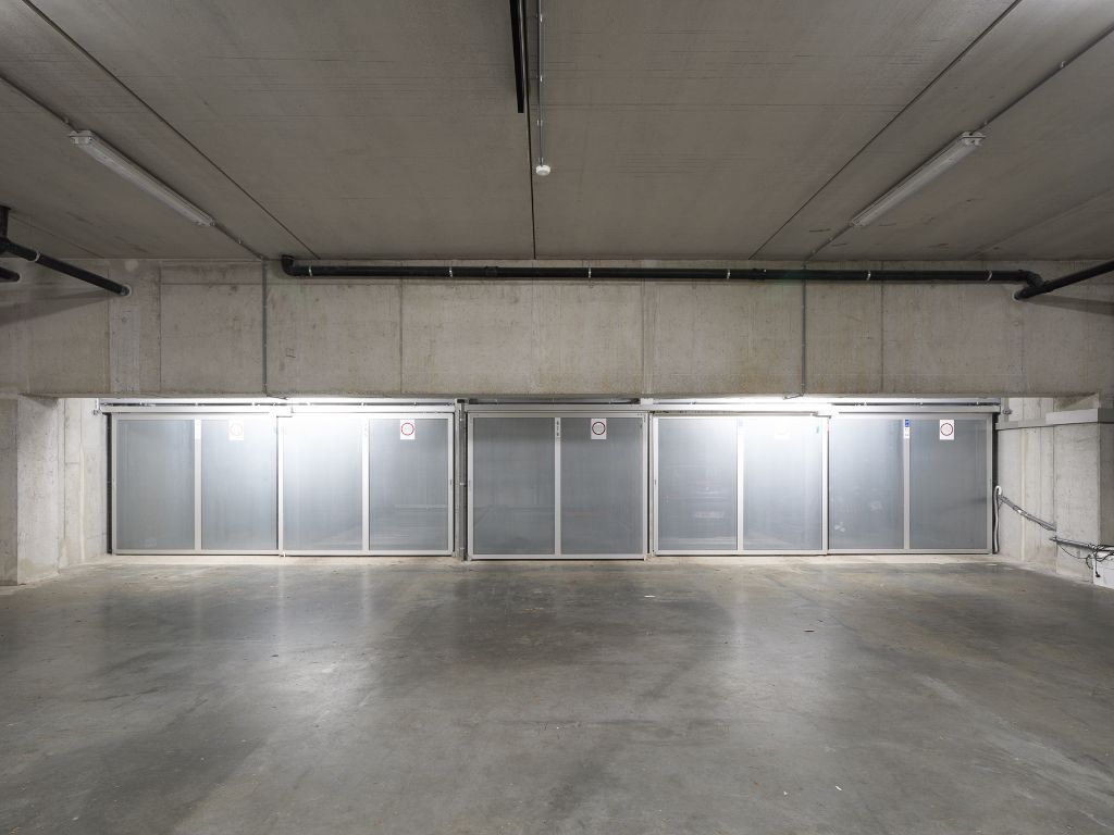 Luxueus en lichtrijk 2-slaapkamer appartement met ruim terras foto 18