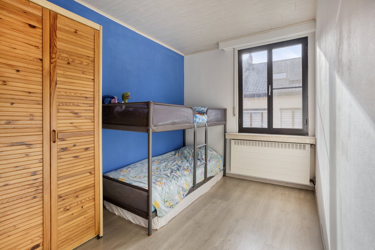 huis te koop in centrum Turnhout met wegenis achteraan  foto 19