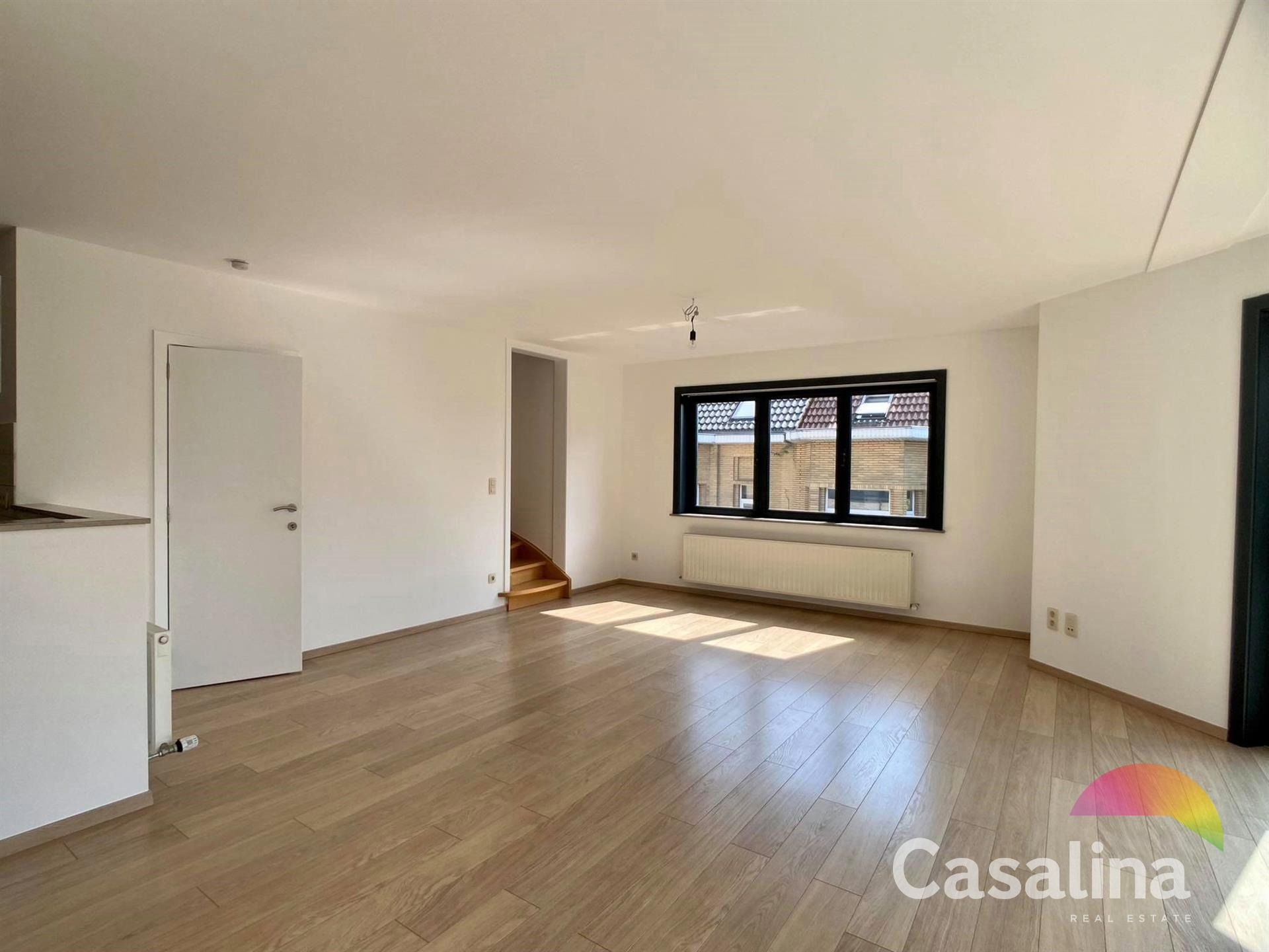 Moderne duplex 95m² met terras, parking en kelder foto 14