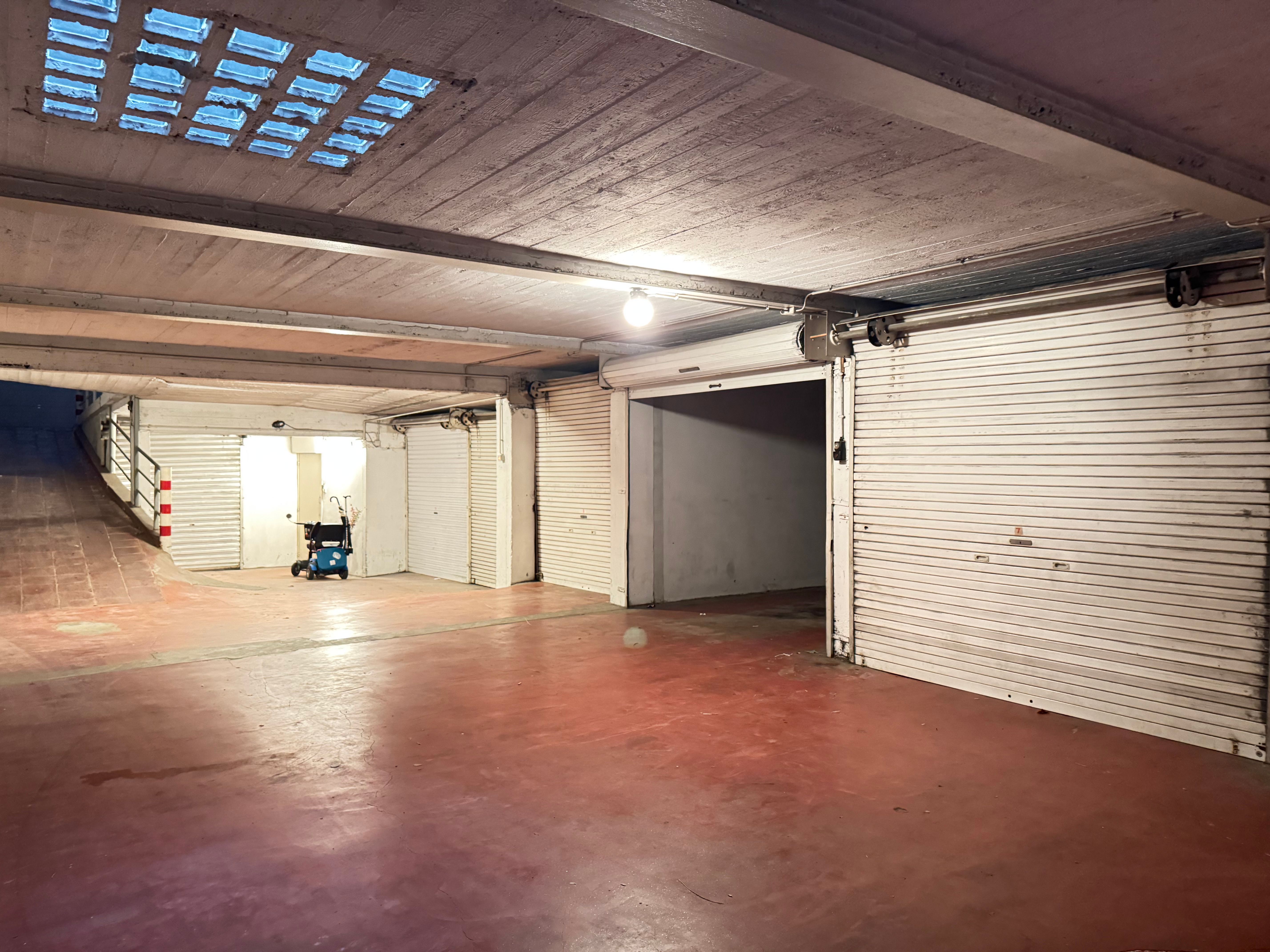 Garagebox op toplocatie Oostende foto 3