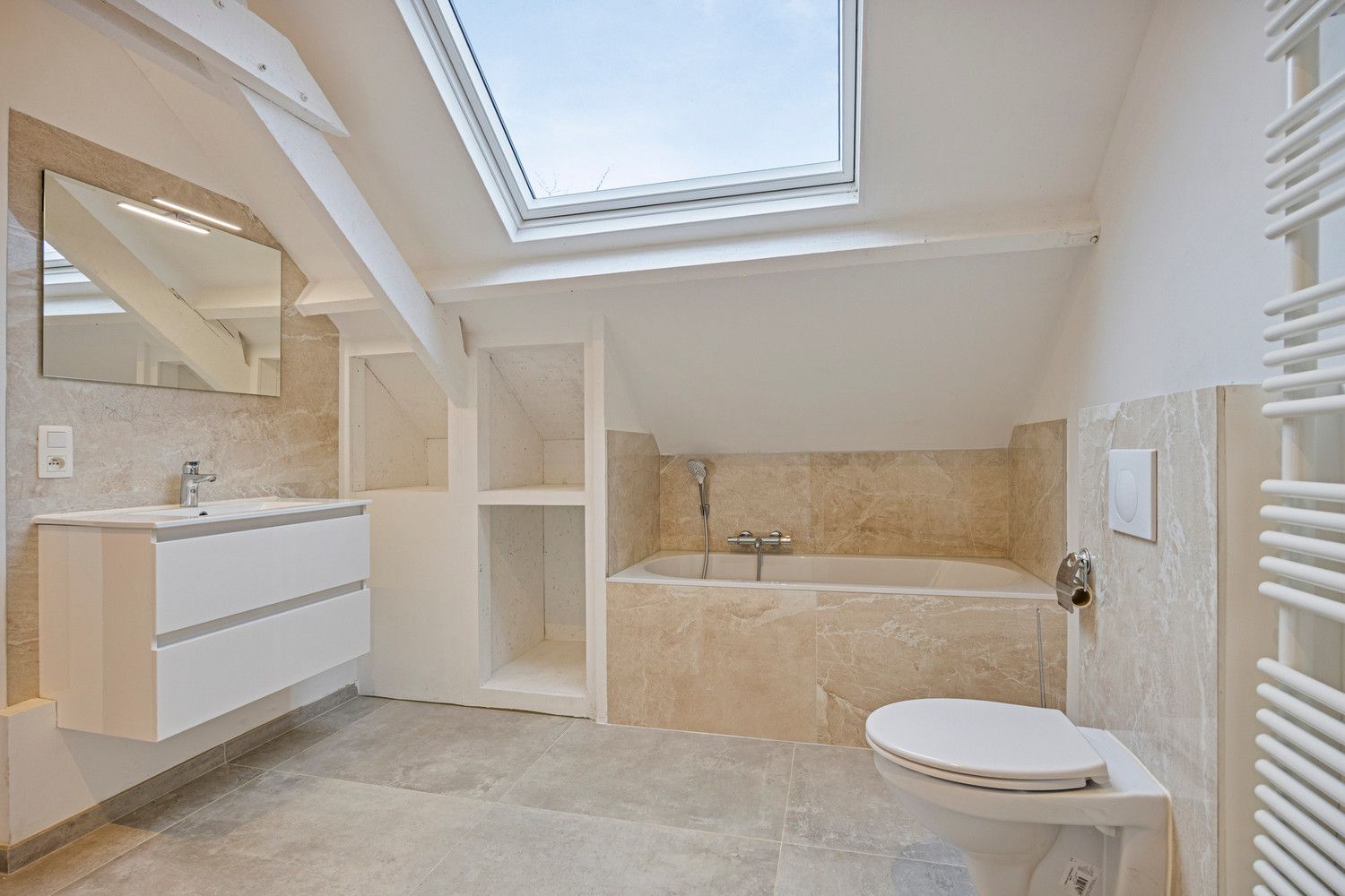 IDYLLISCH GELEGEN WONING TE BEKKEVOORT - RUST EN RUIMTE AAN HET KONINGSBOS foto 27